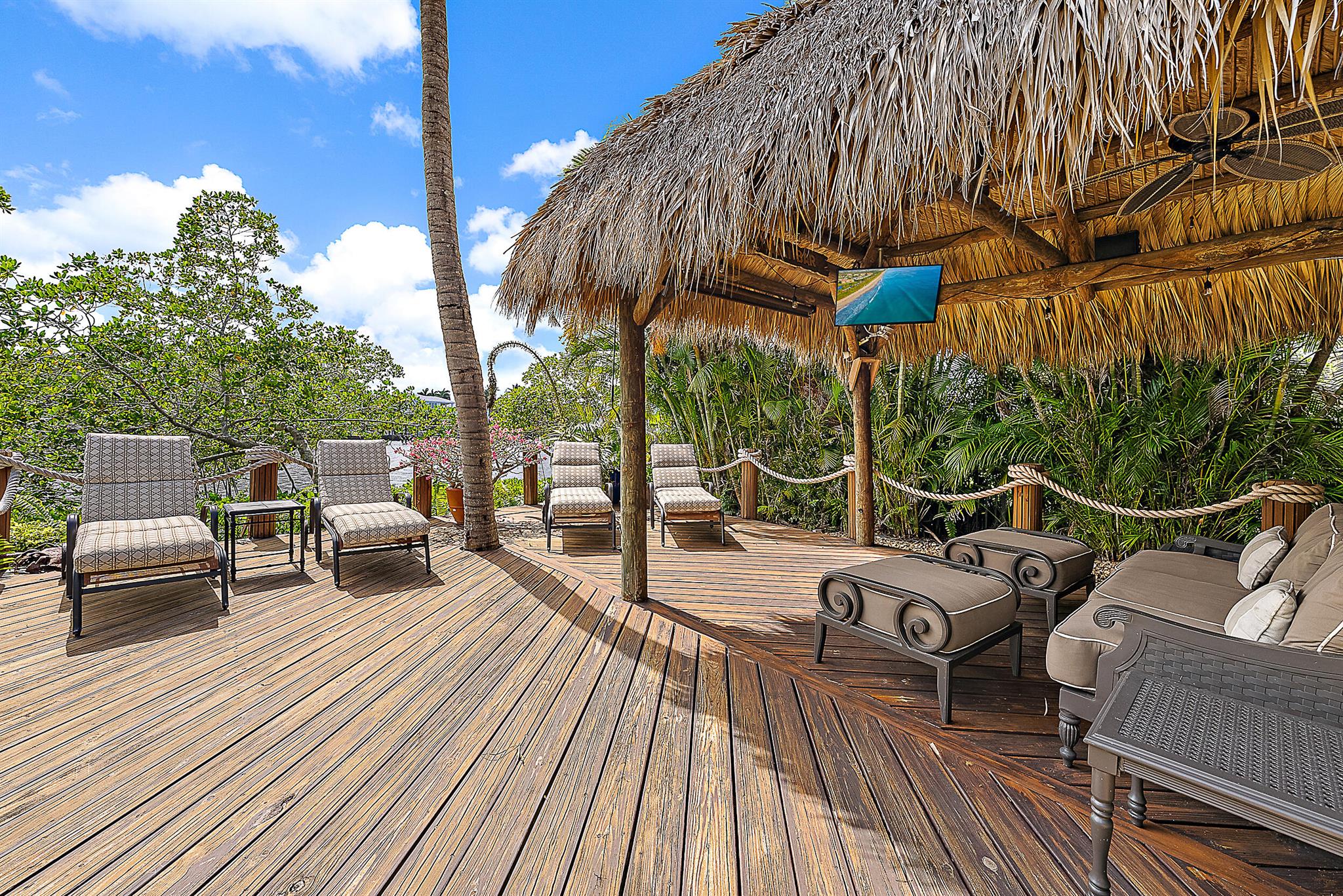 19028 SE Windward Is Ln Jupiter, FL 33458