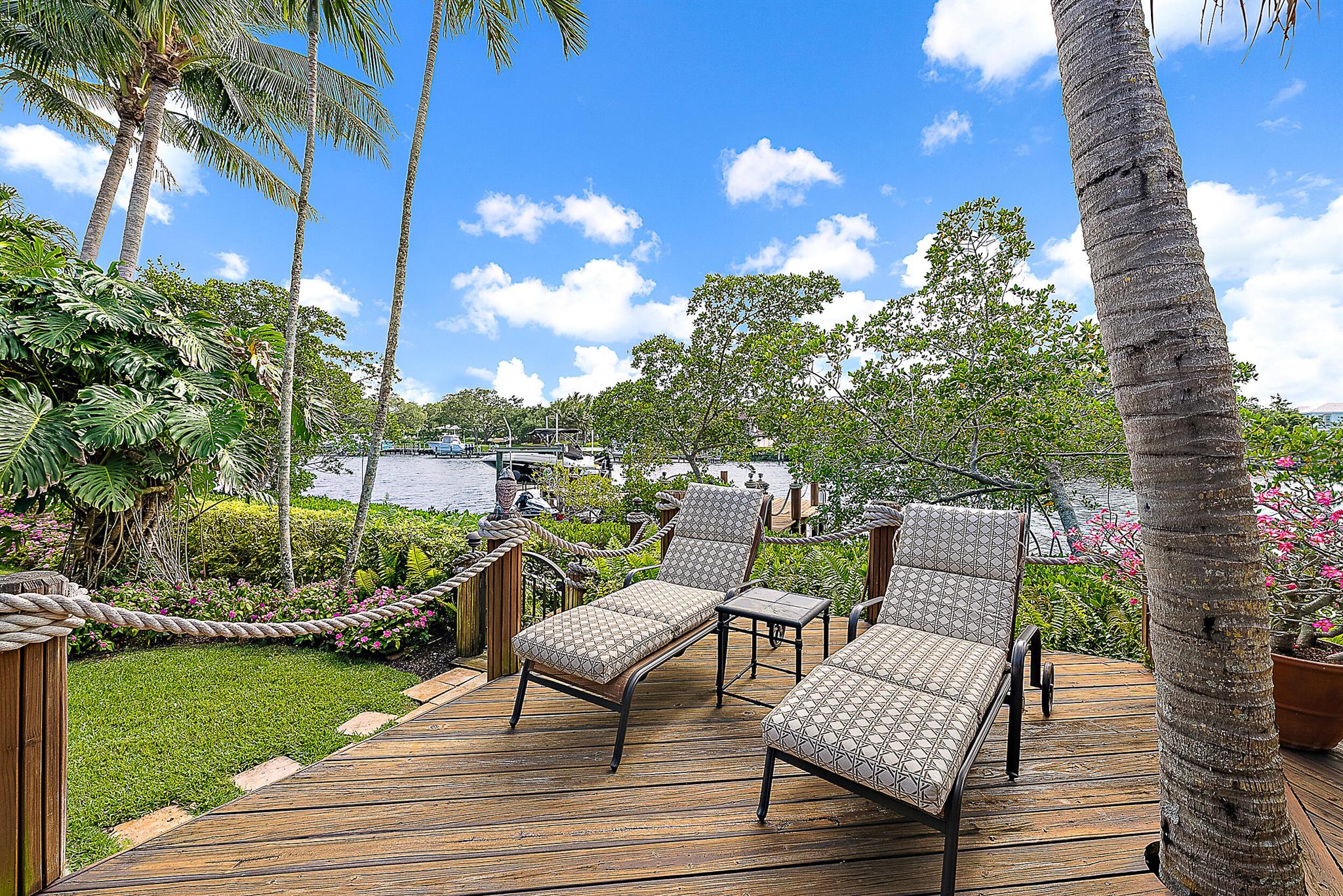 19028 SE Windward Is Ln Jupiter, FL 33458