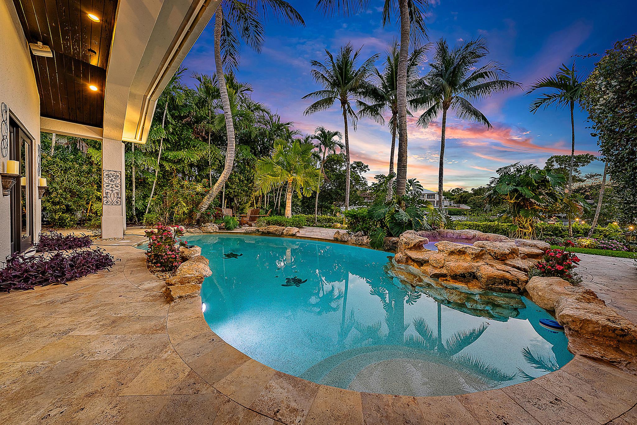 19028 SE Windward Is Ln Jupiter, FL 33458