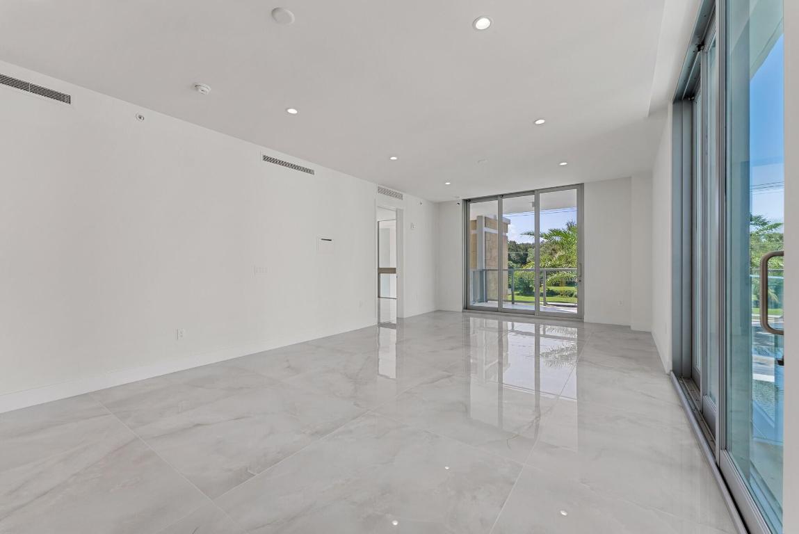 485 E Royal Palm #204 Boca Raton, FL 33432