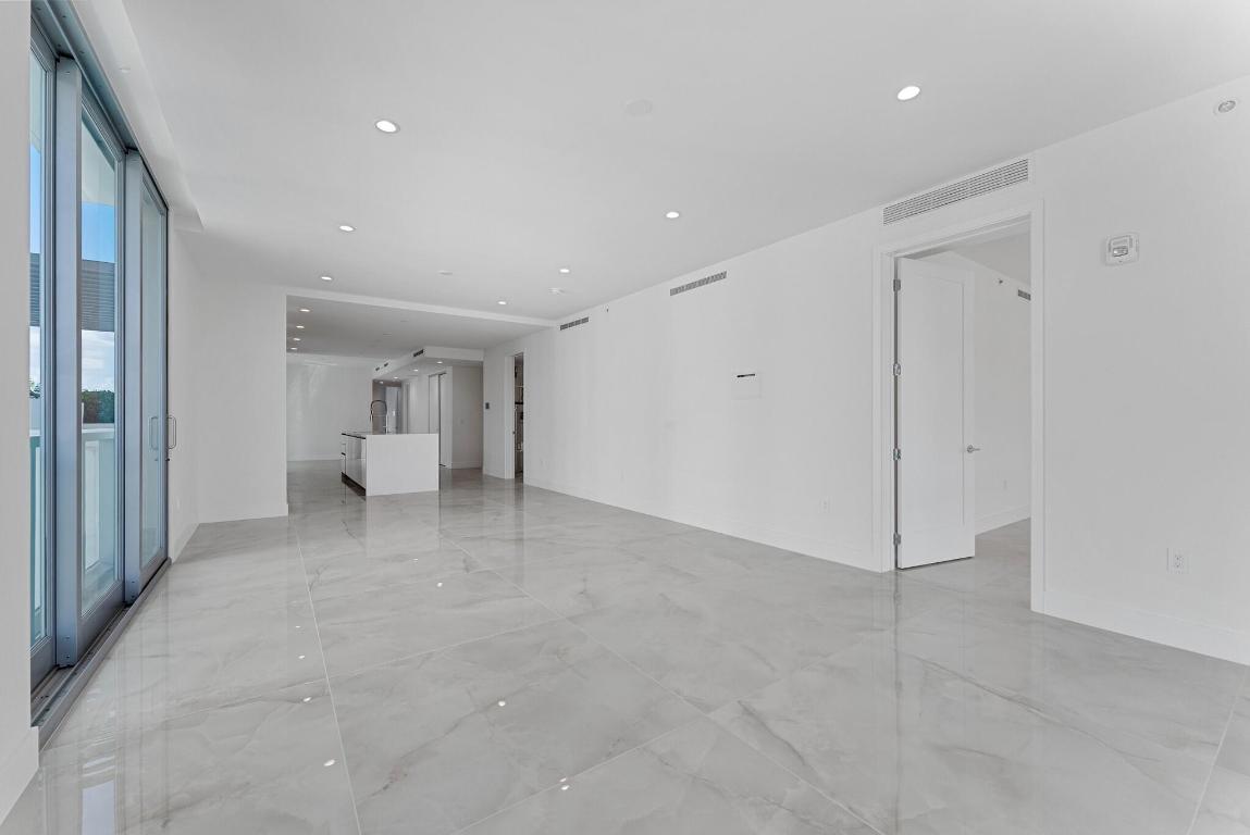 485 E Royal Palm #204 Boca Raton, FL 33432