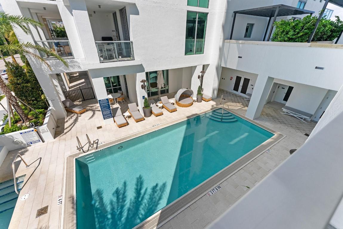 485 E Royal Palm #204 Boca Raton, FL 33432