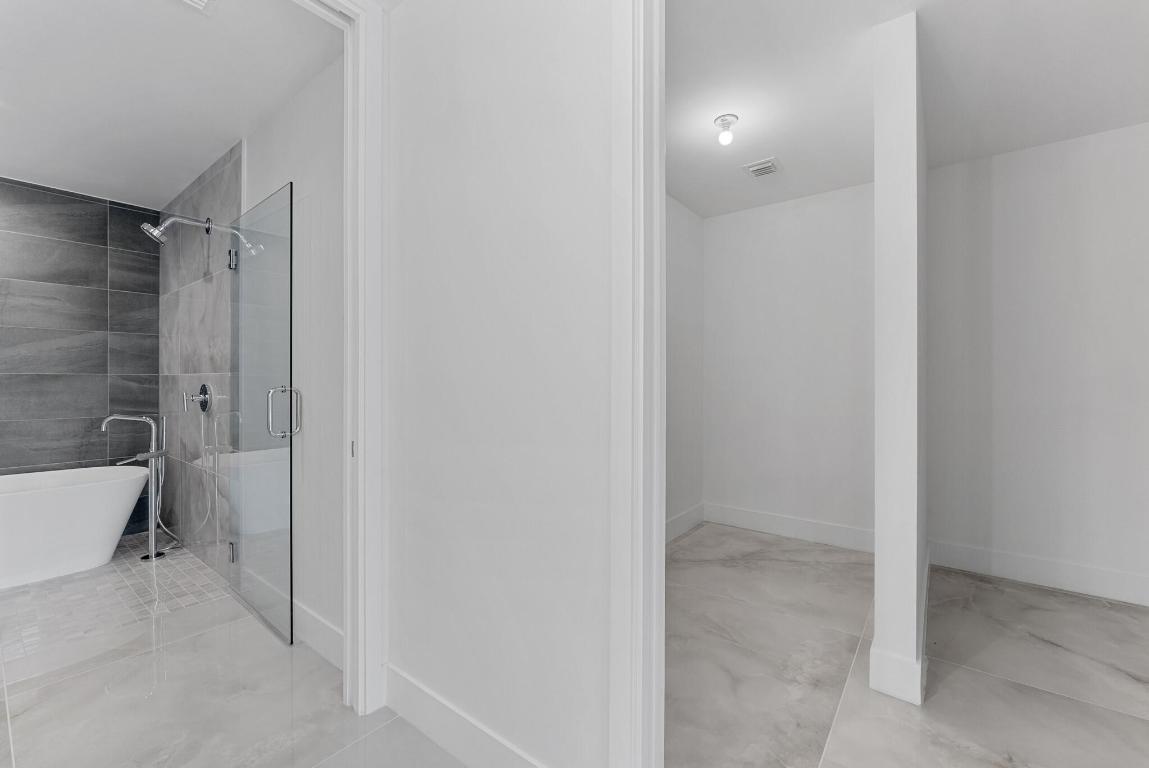 485 E Royal Palm #204 Boca Raton, FL 33432