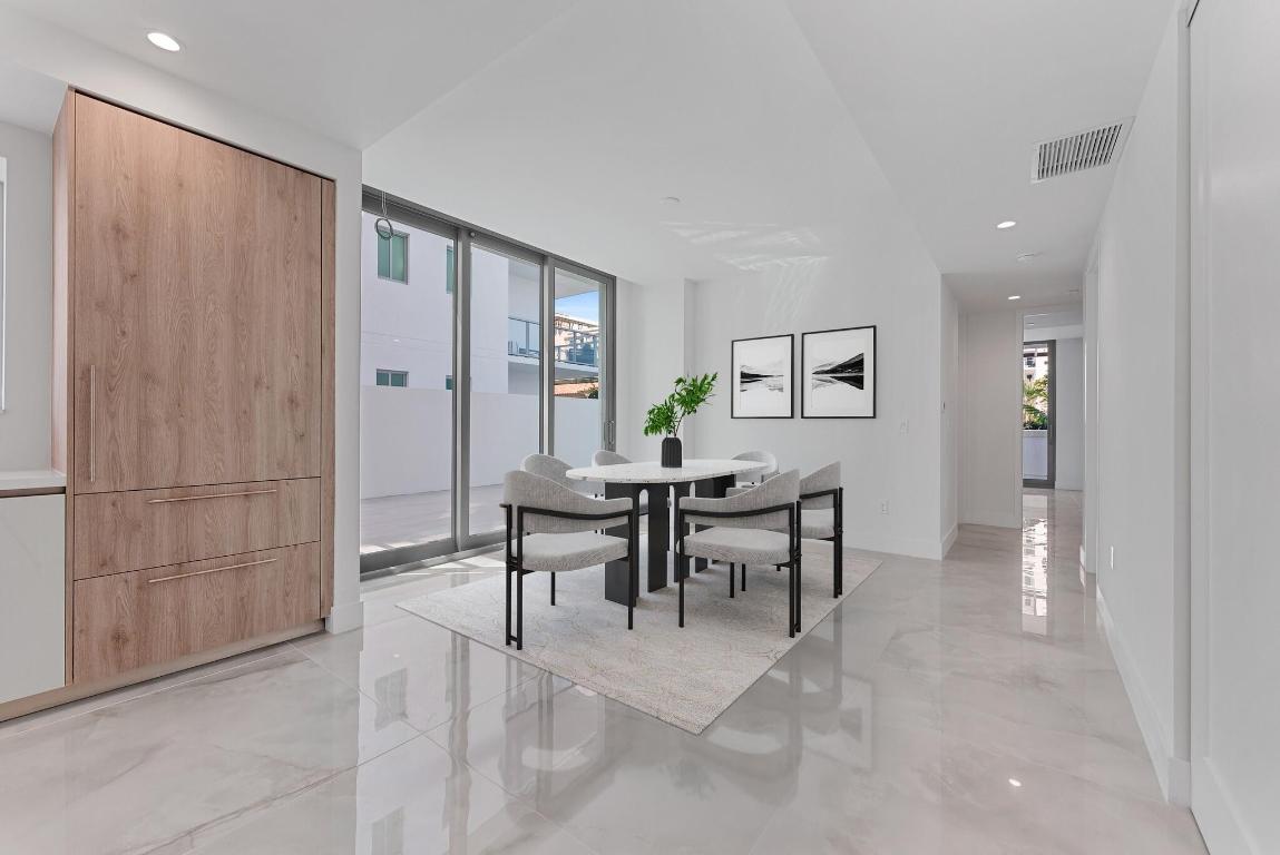 485 E Royal Palm #204 Boca Raton, FL 33432