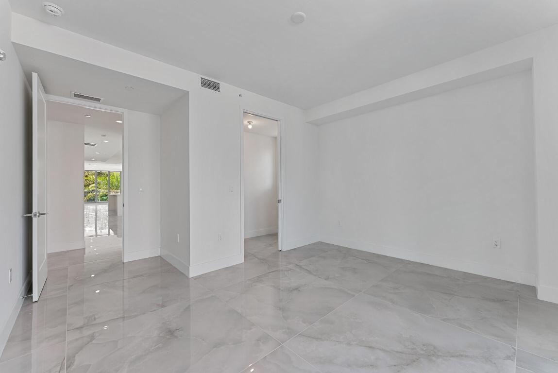 485 E Royal Palm #204 Boca Raton, FL 33432