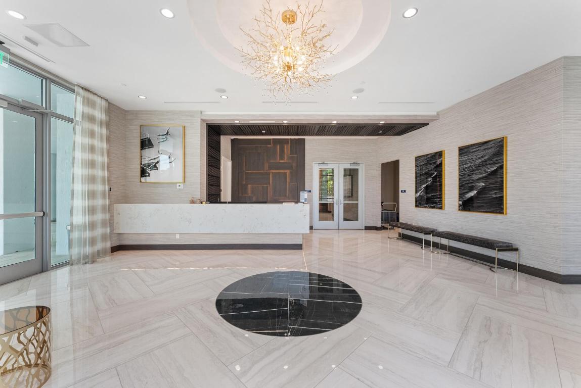 485 E Royal Palm #204 Boca Raton, FL 33432