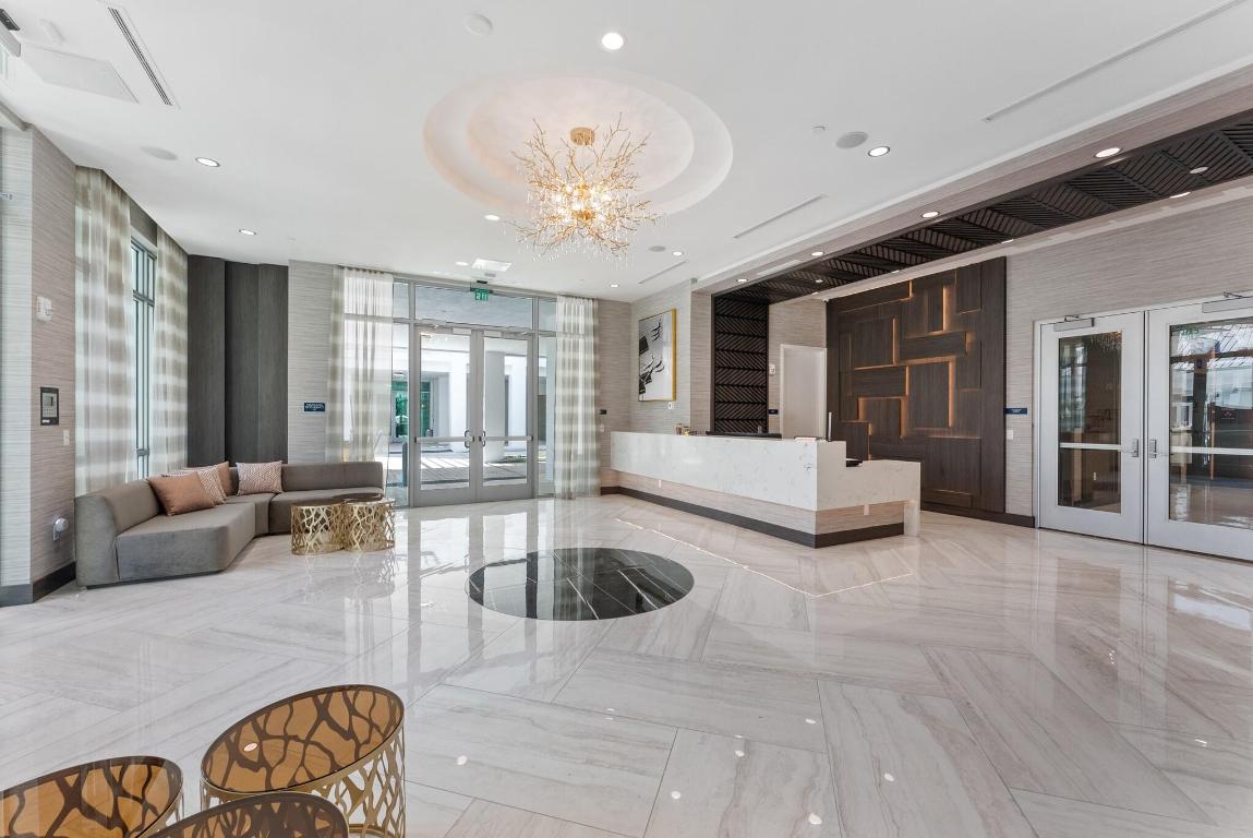 485 E Royal Palm #204 Boca Raton, FL 33432