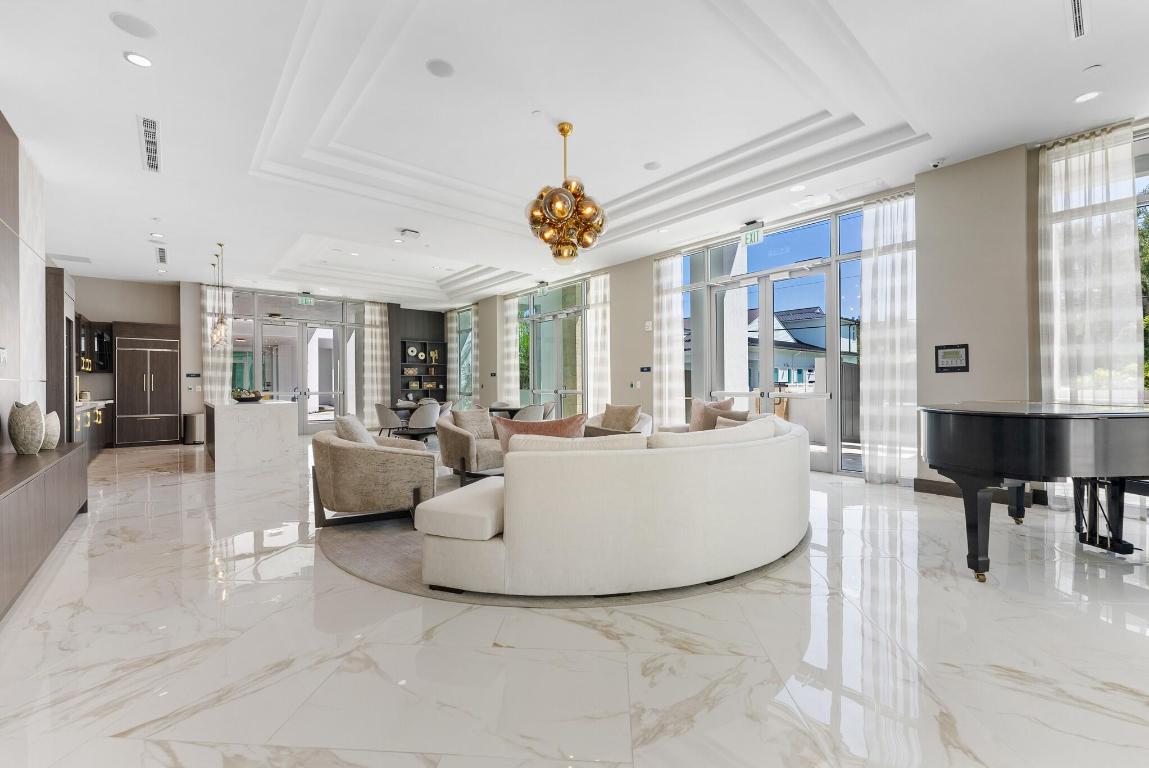 485 E Royal Palm #204 Boca Raton, FL 33432