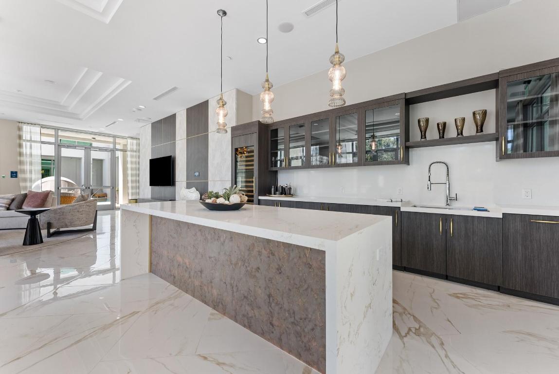 485 E Royal Palm #204 Boca Raton, FL 33432