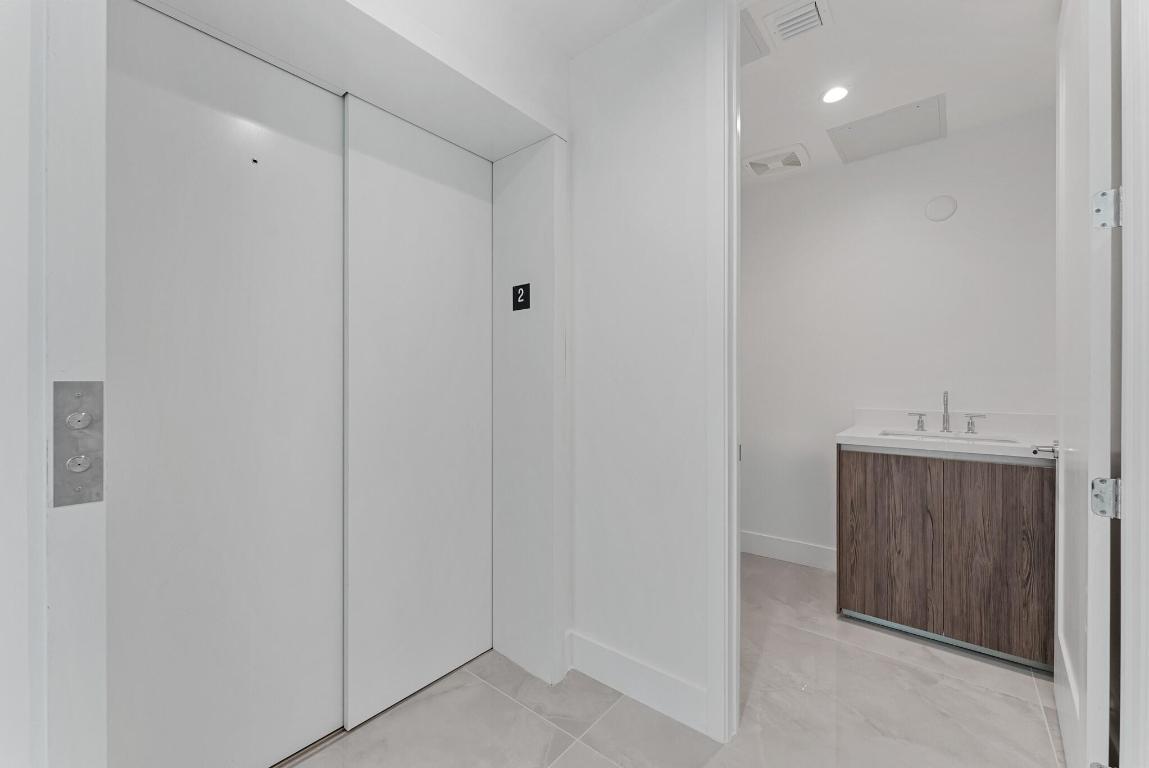 485 E Royal Palm #204 Boca Raton, FL 33432