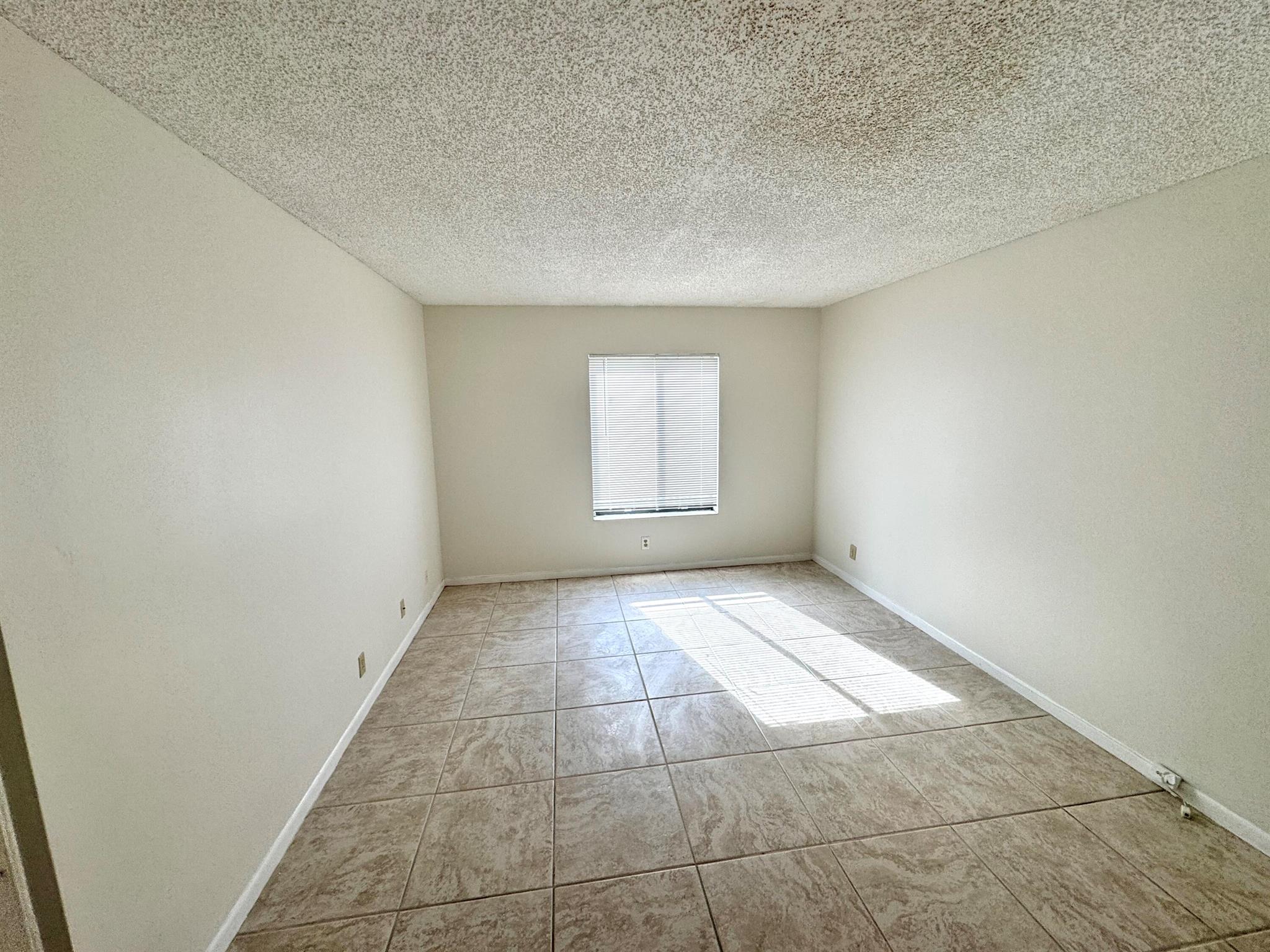 1119 Green Pine Blvd #C1 West Palm Beach, FL 33409