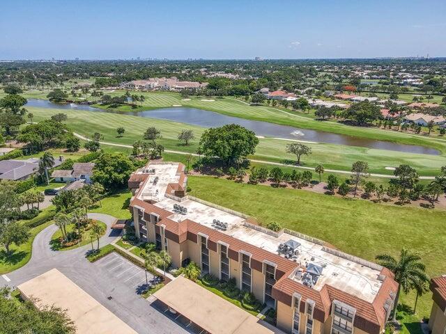 5350 Woodland Lks Dr #209
