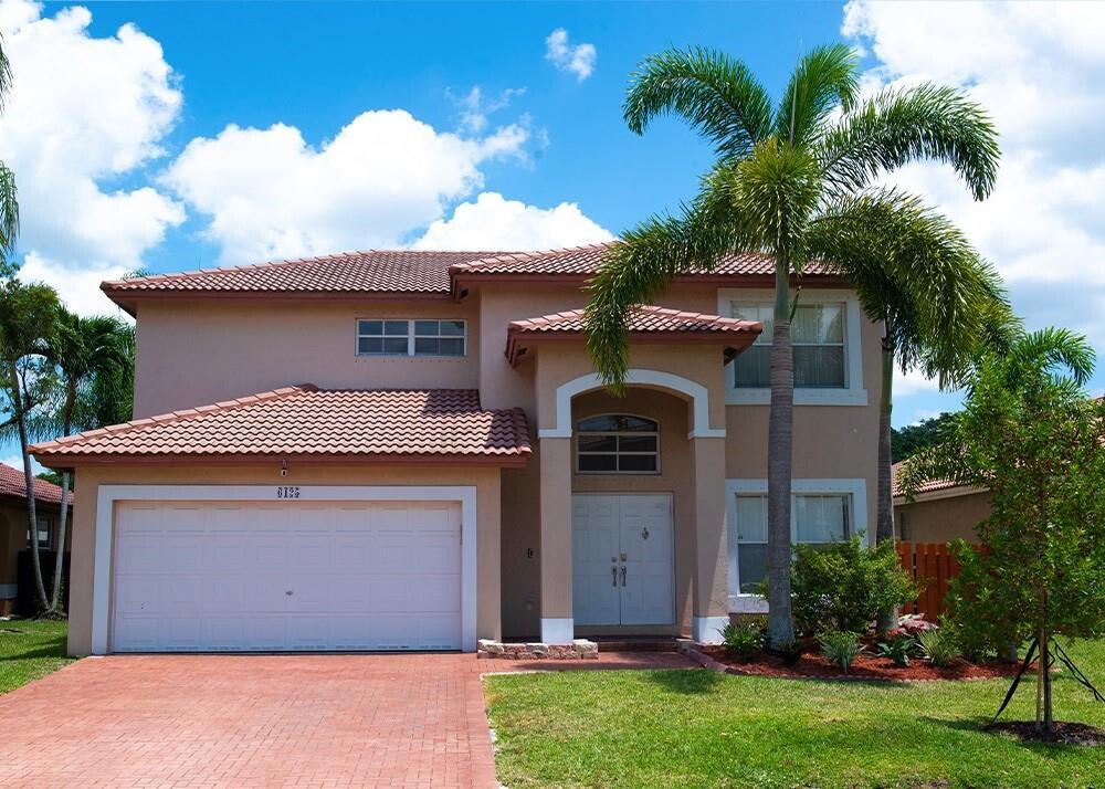 6125 NW 40th St