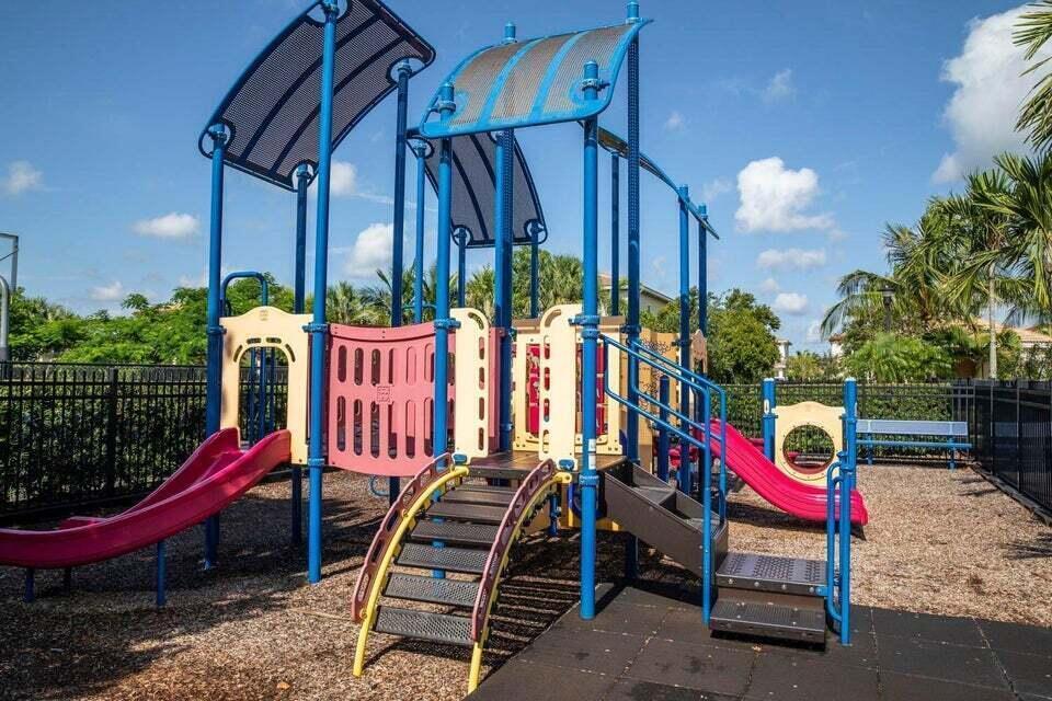 136 Behring Way Jupiter, FL 33458