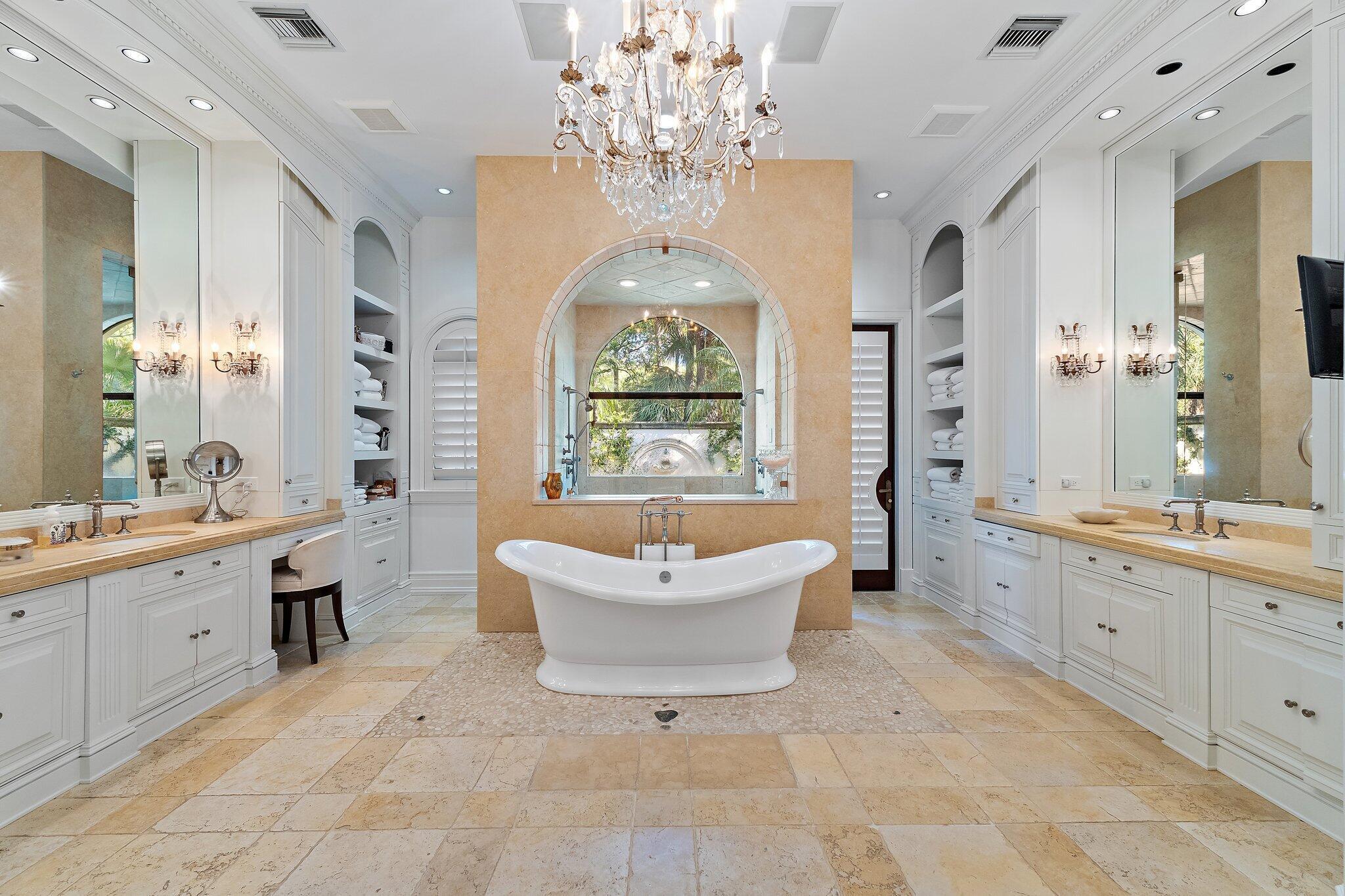 150 Bears Clb Dr Jupiter, FL 33477