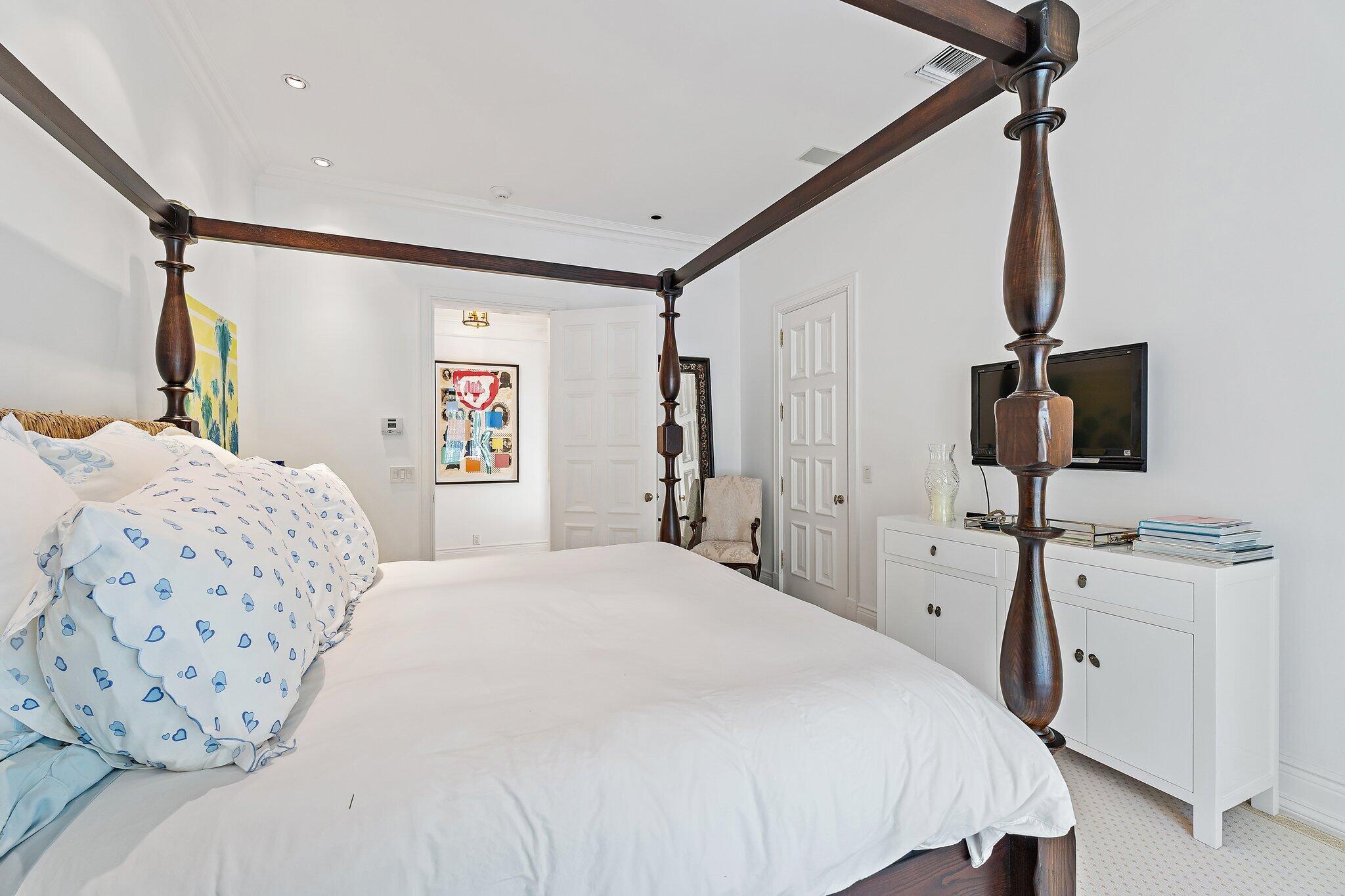 150 Bears Clb Dr Jupiter, FL 33477