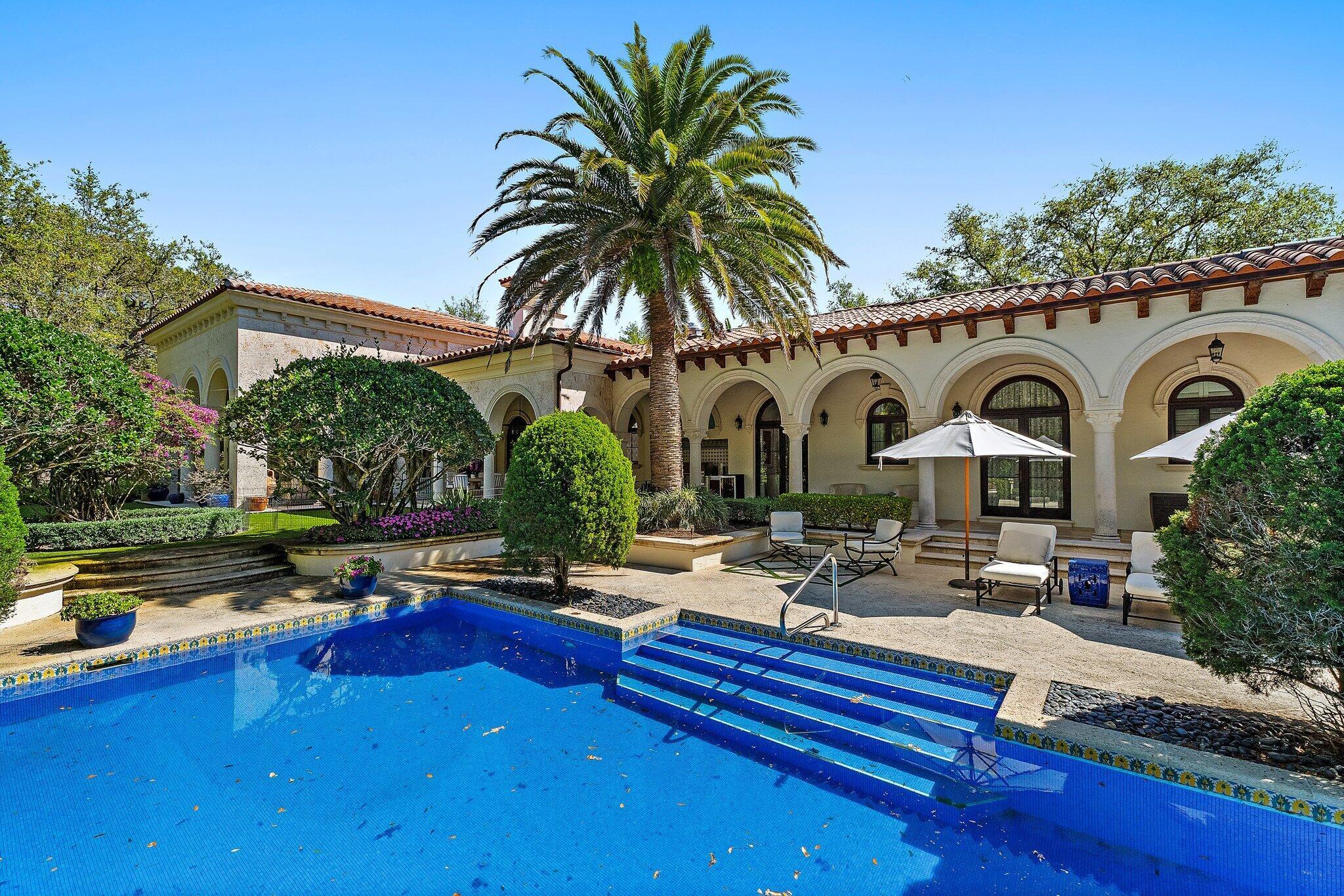 150 Bears Clb Dr Jupiter, FL 33477