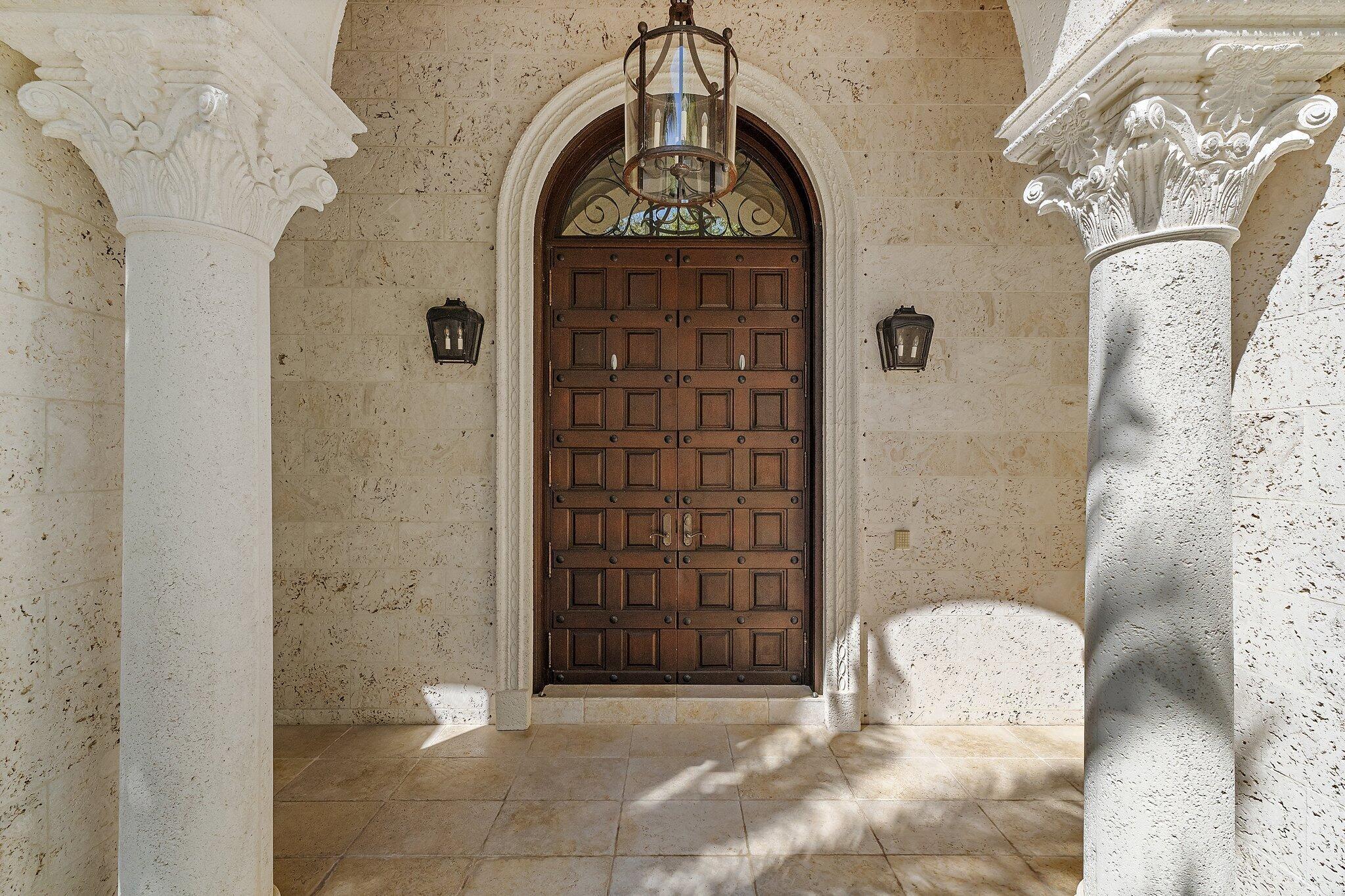 150 Bears Clb Dr Jupiter, FL 33477