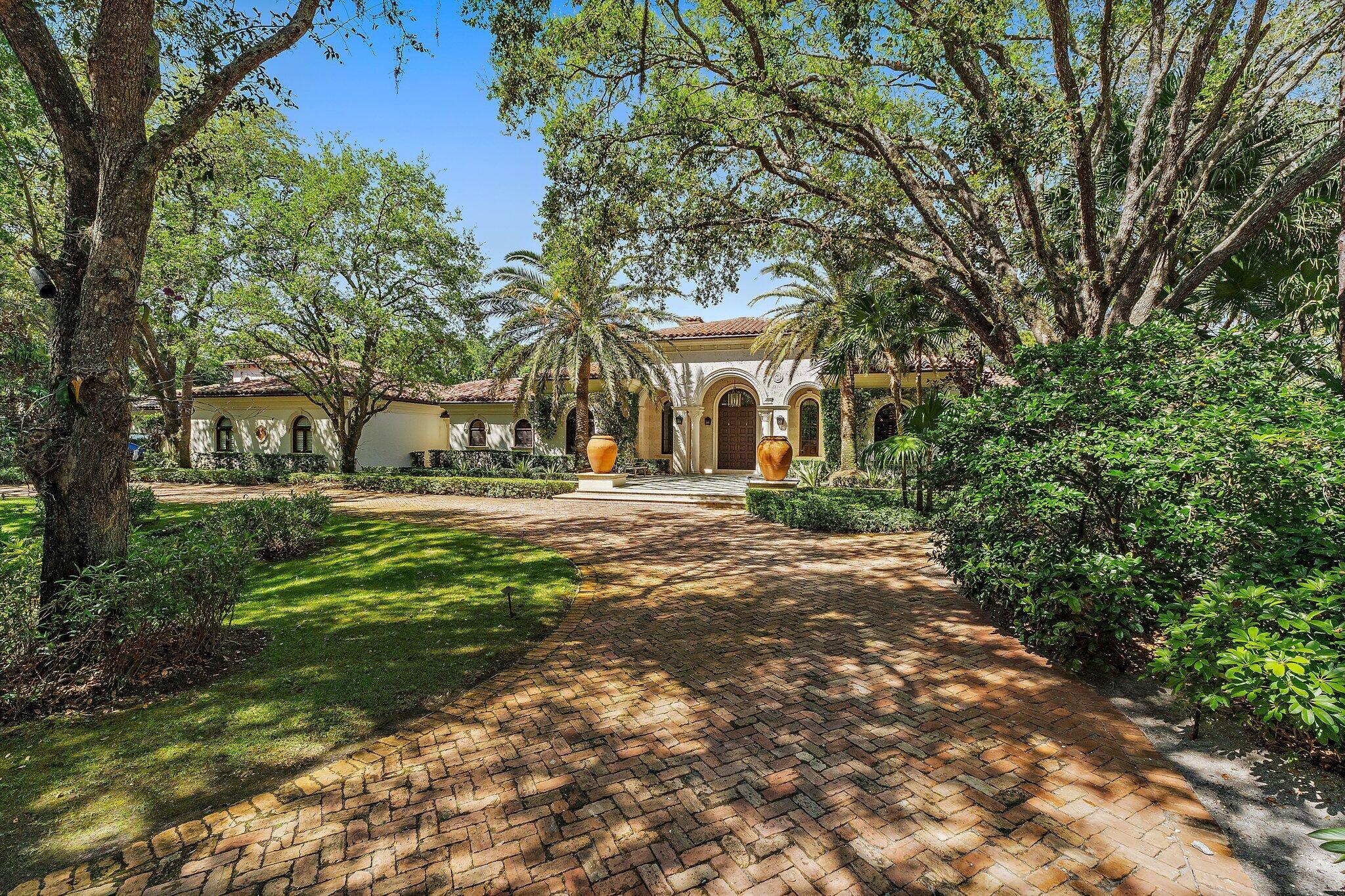 150 Bears Clb Dr Jupiter, FL 33477