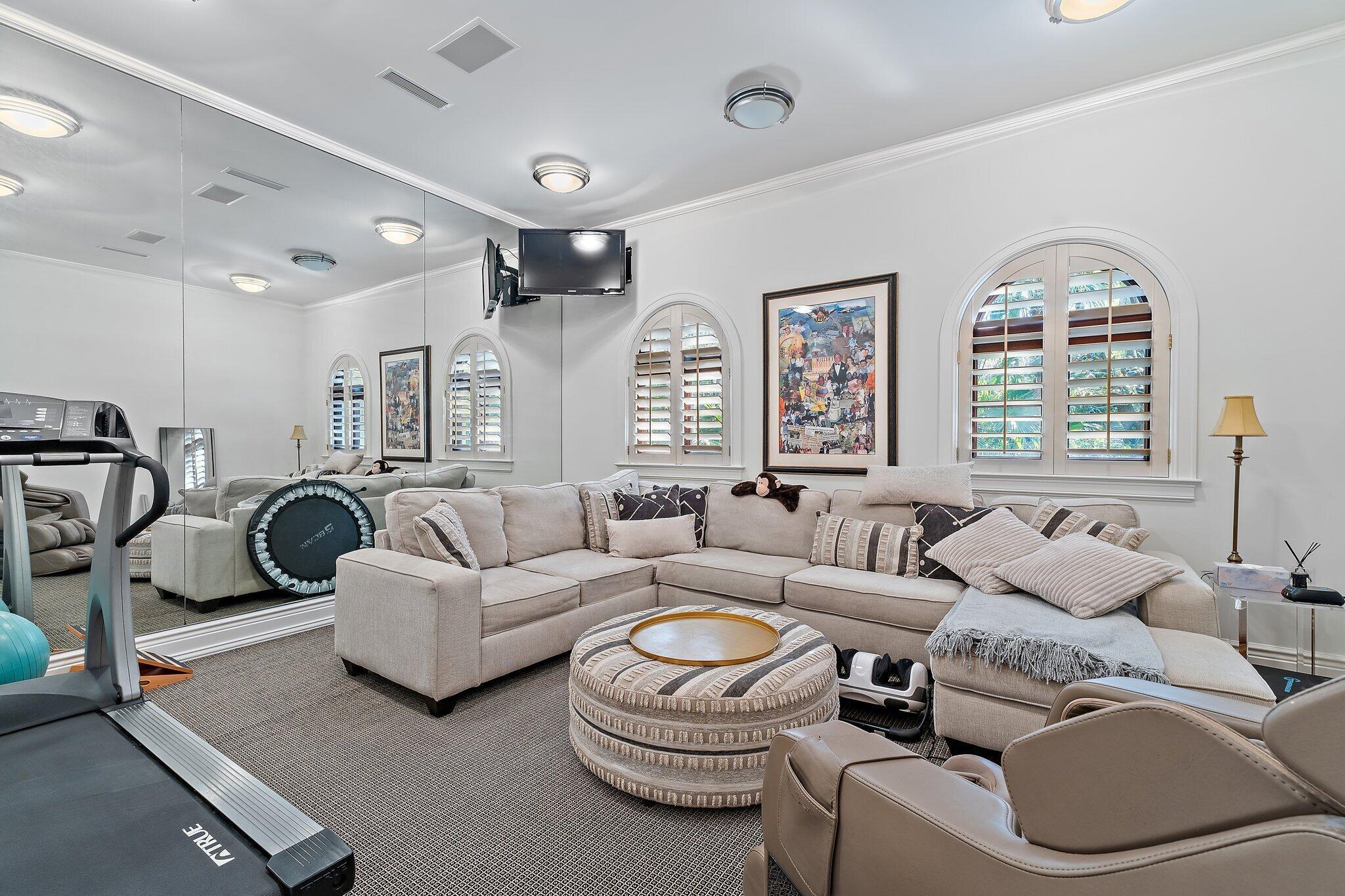 150 Bears Clb Dr Jupiter, FL 33477