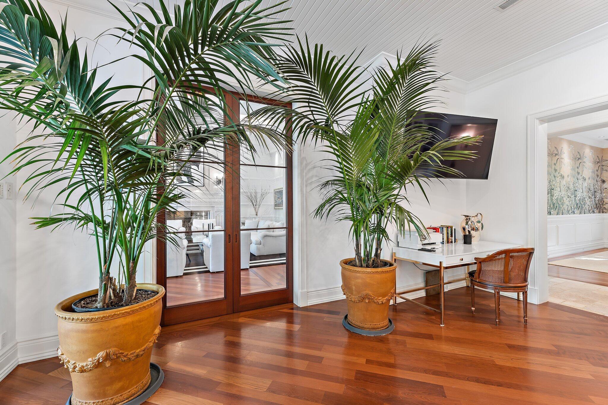 150 Bears Clb Dr Jupiter, FL 33477