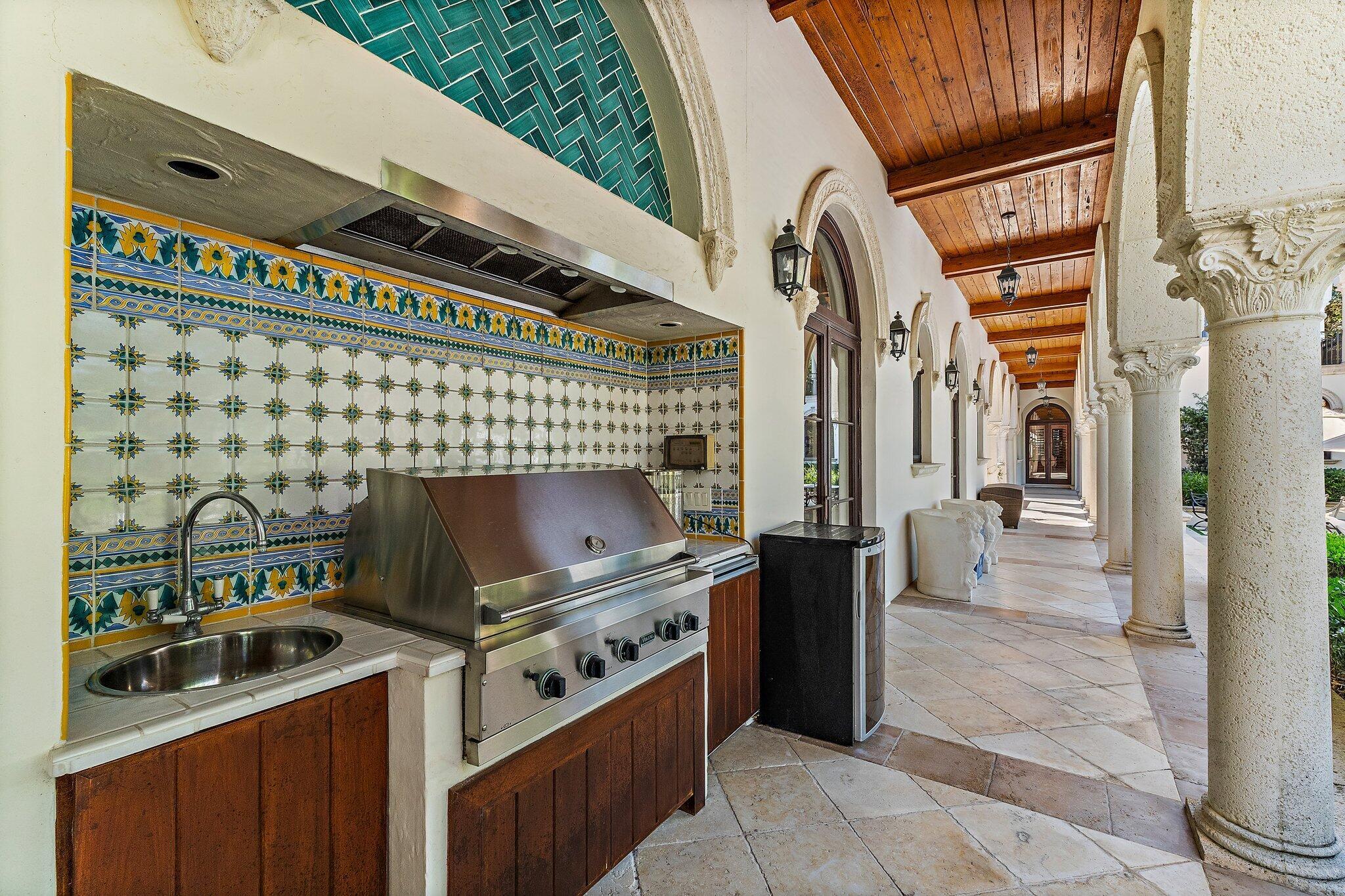 150 Bears Clb Dr Jupiter, FL 33477