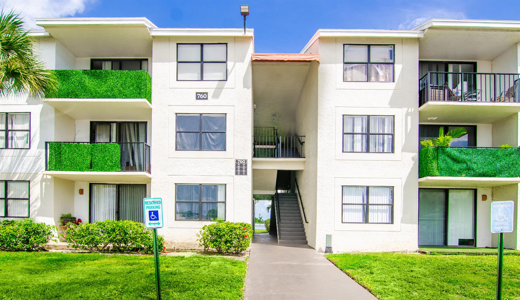 760 Executive Ctr Dr #24