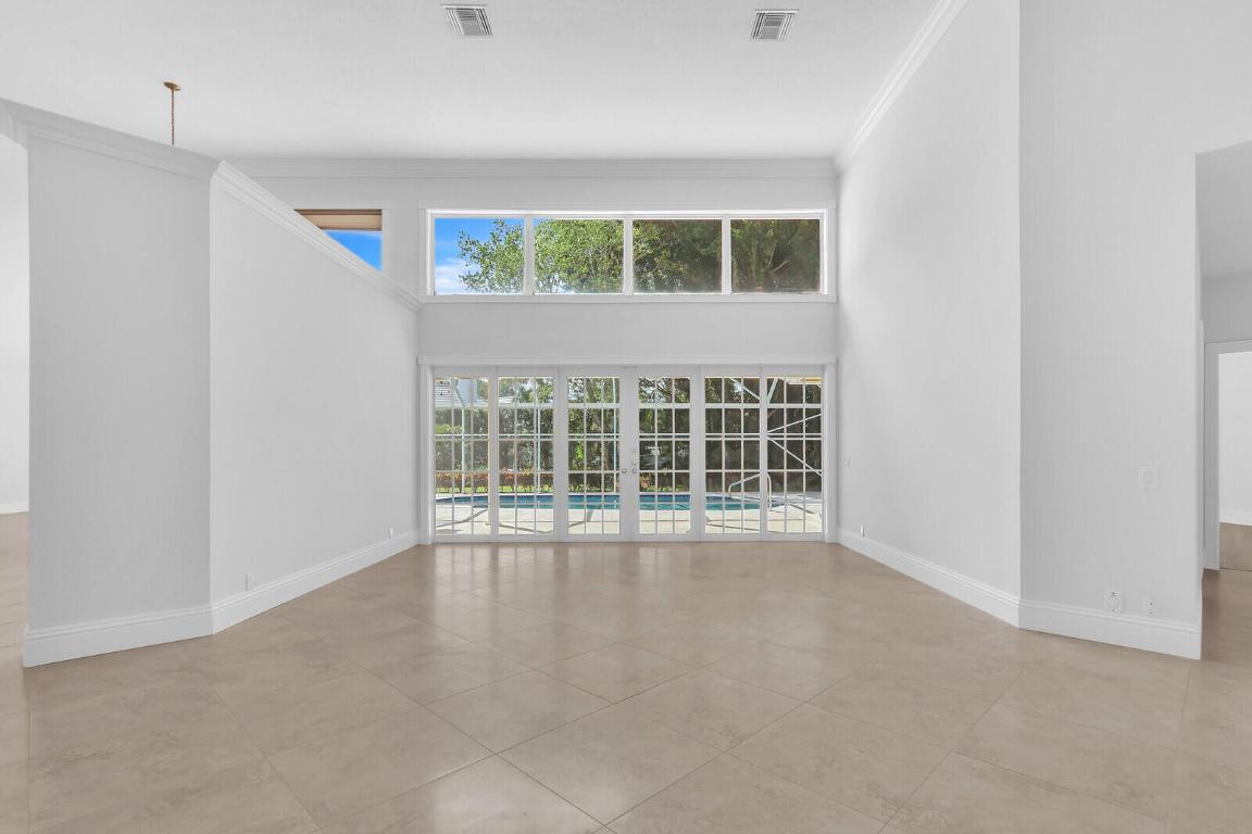 18517 SE Heritage Jupiter, FL 33469