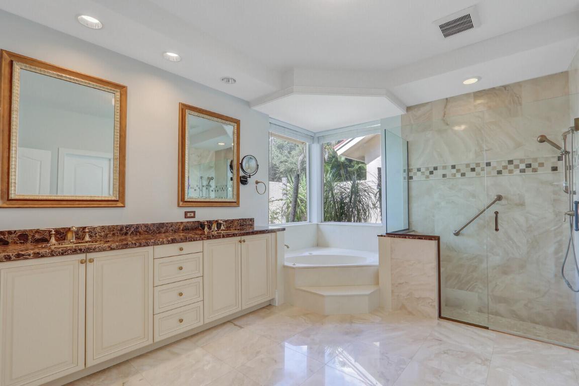 18517 SE Heritage Jupiter, FL 33469