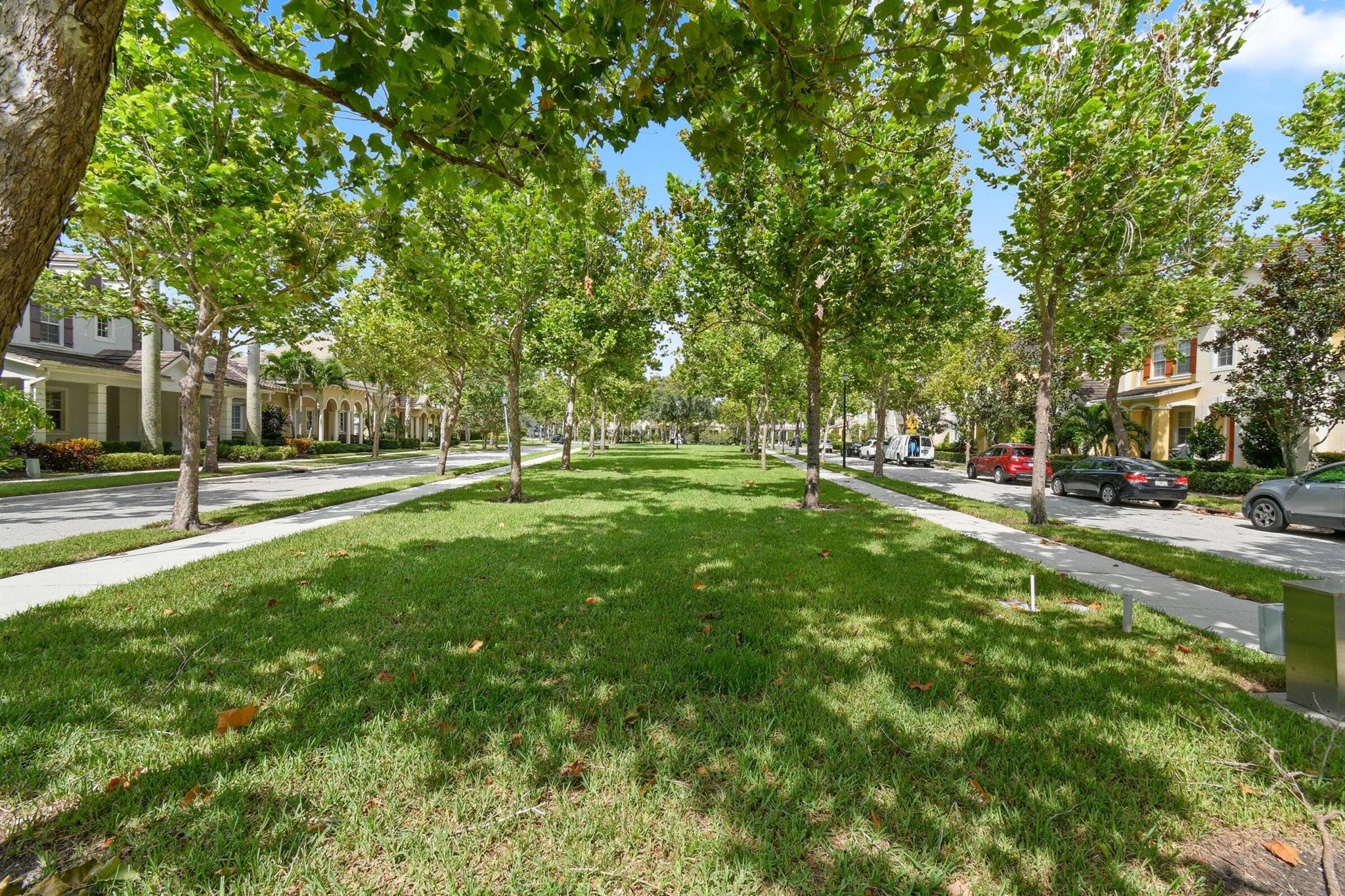 167 Arklow Ave Jupiter, FL 33458