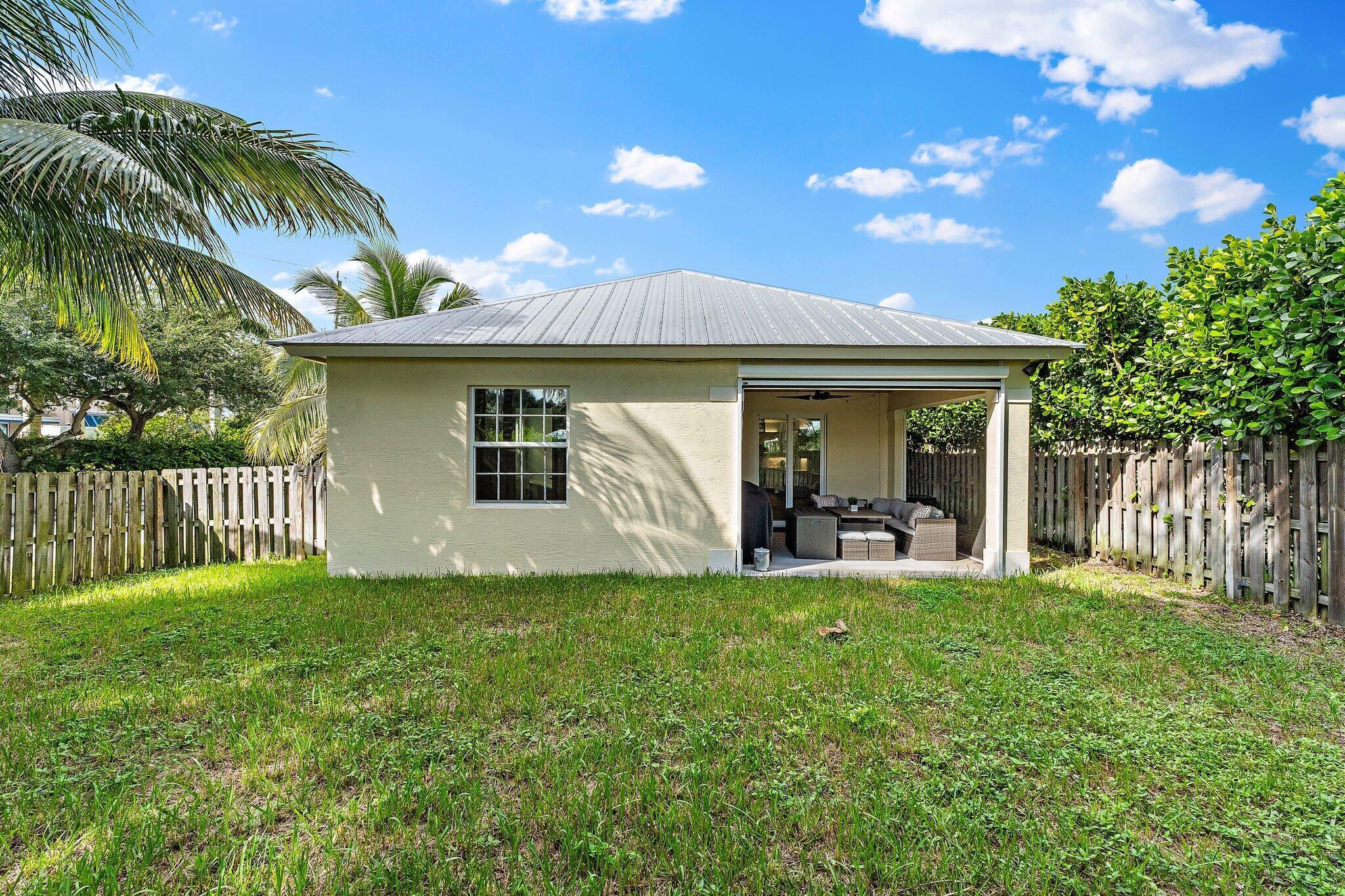 17564 Cinquez Park Rd Jupiter, FL 33458