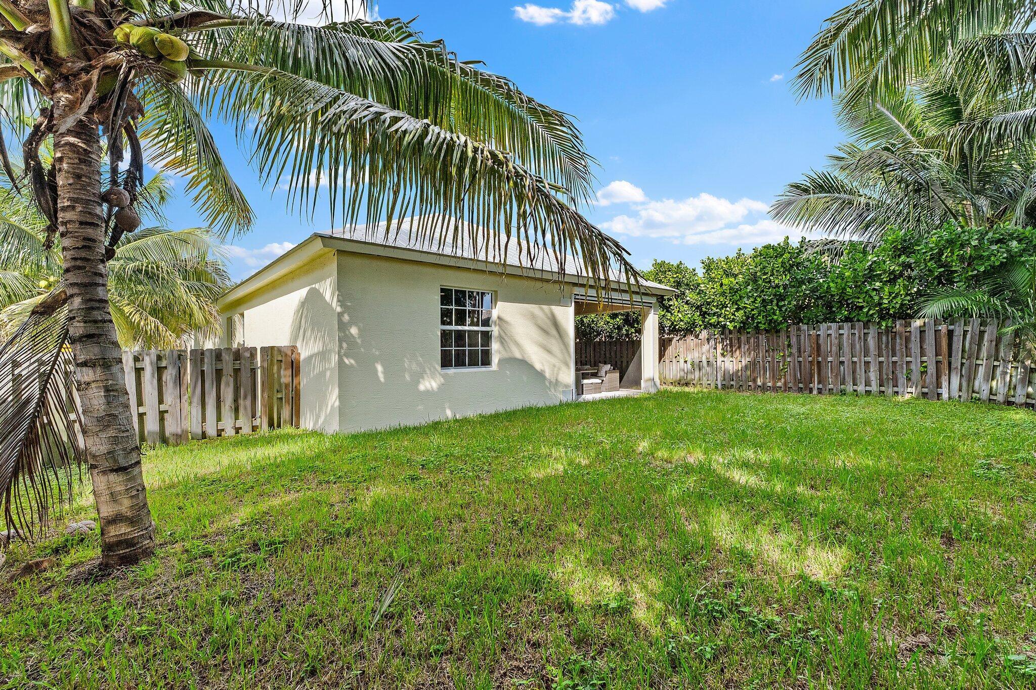 17564 Cinquez Park Rd Jupiter, FL 33458