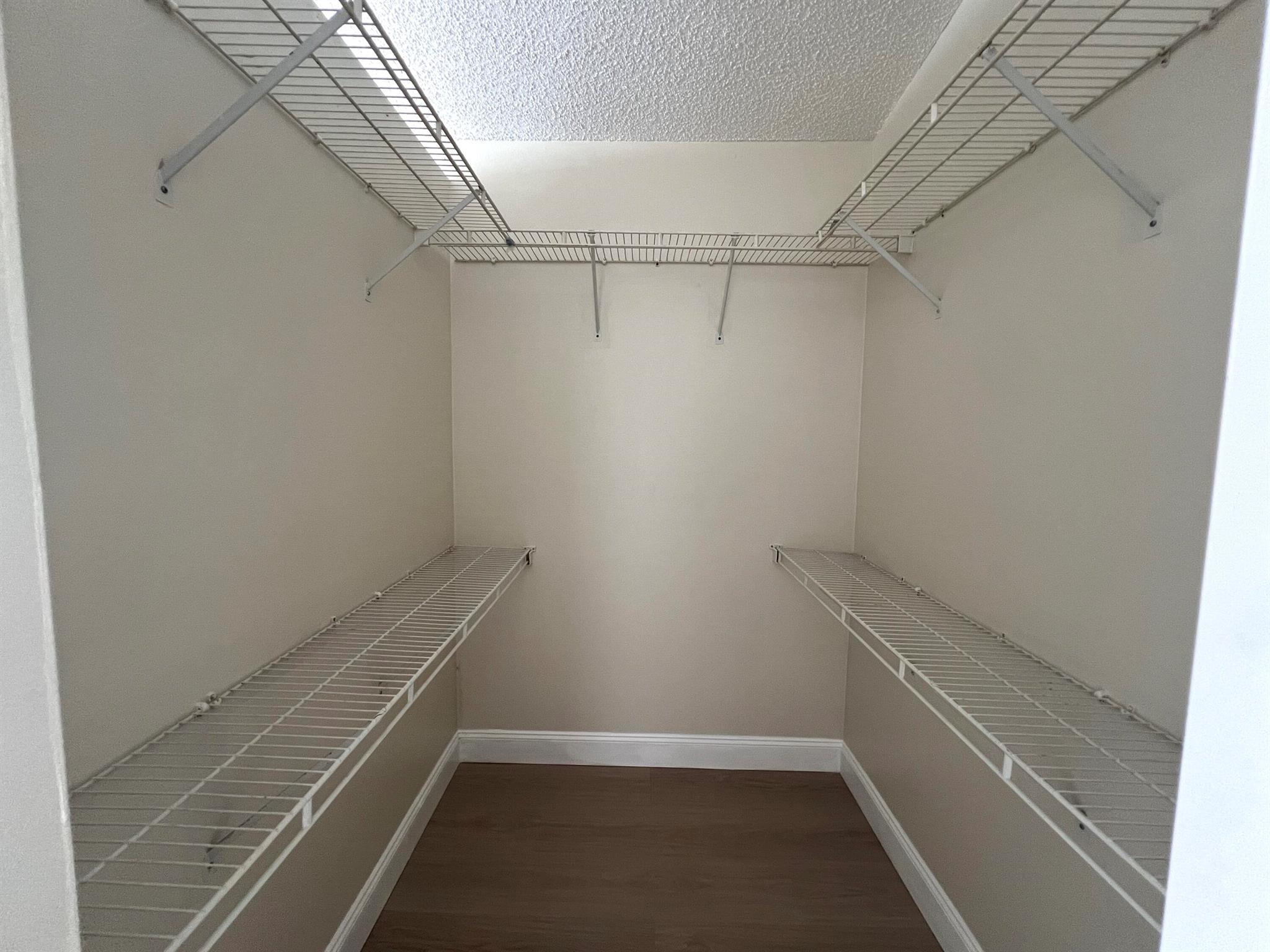 1206 Pine Sage Cir West Palm Beach, FL 33409