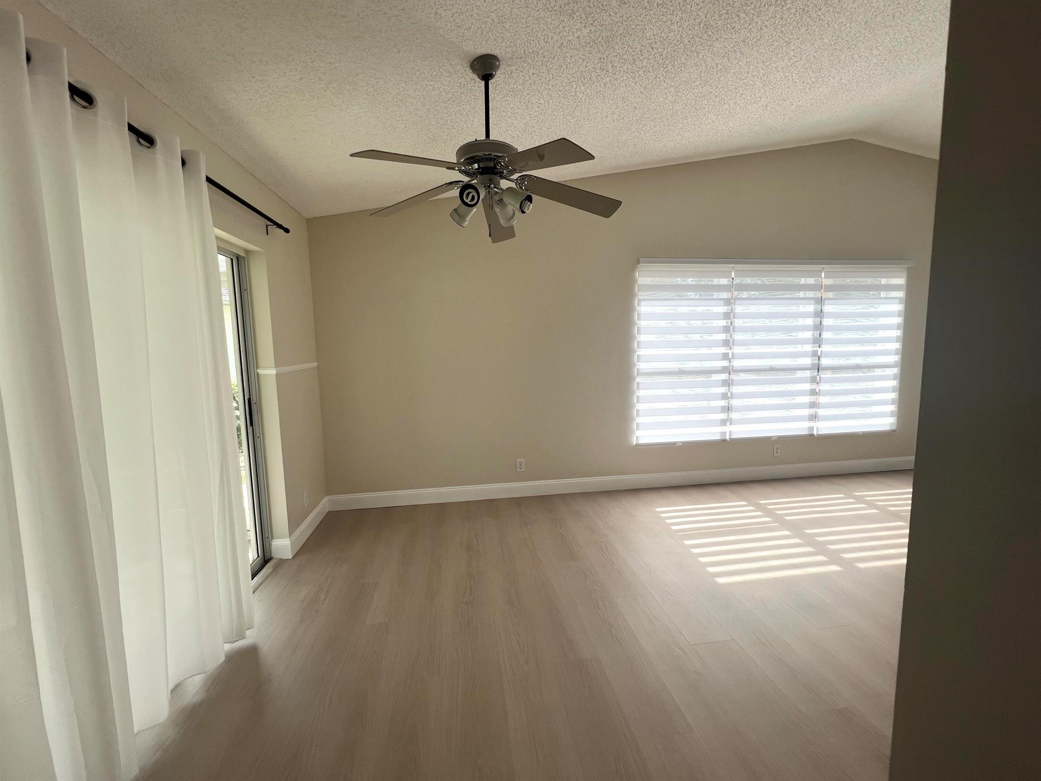 1206 Pine Sage Cir West Palm Beach, FL 33409