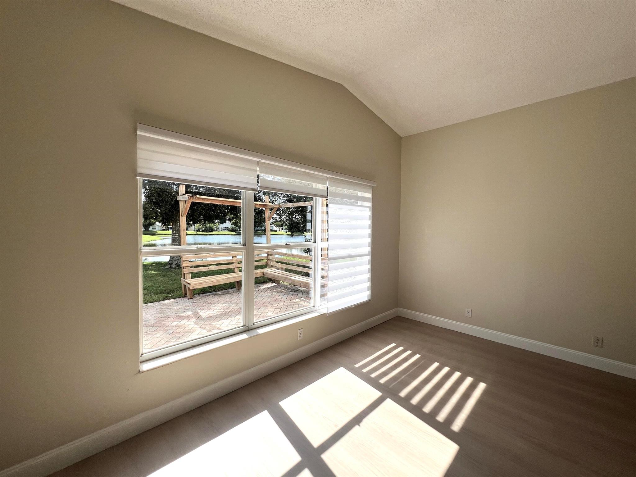 1206 Pine Sage Cir West Palm Beach, FL 33409