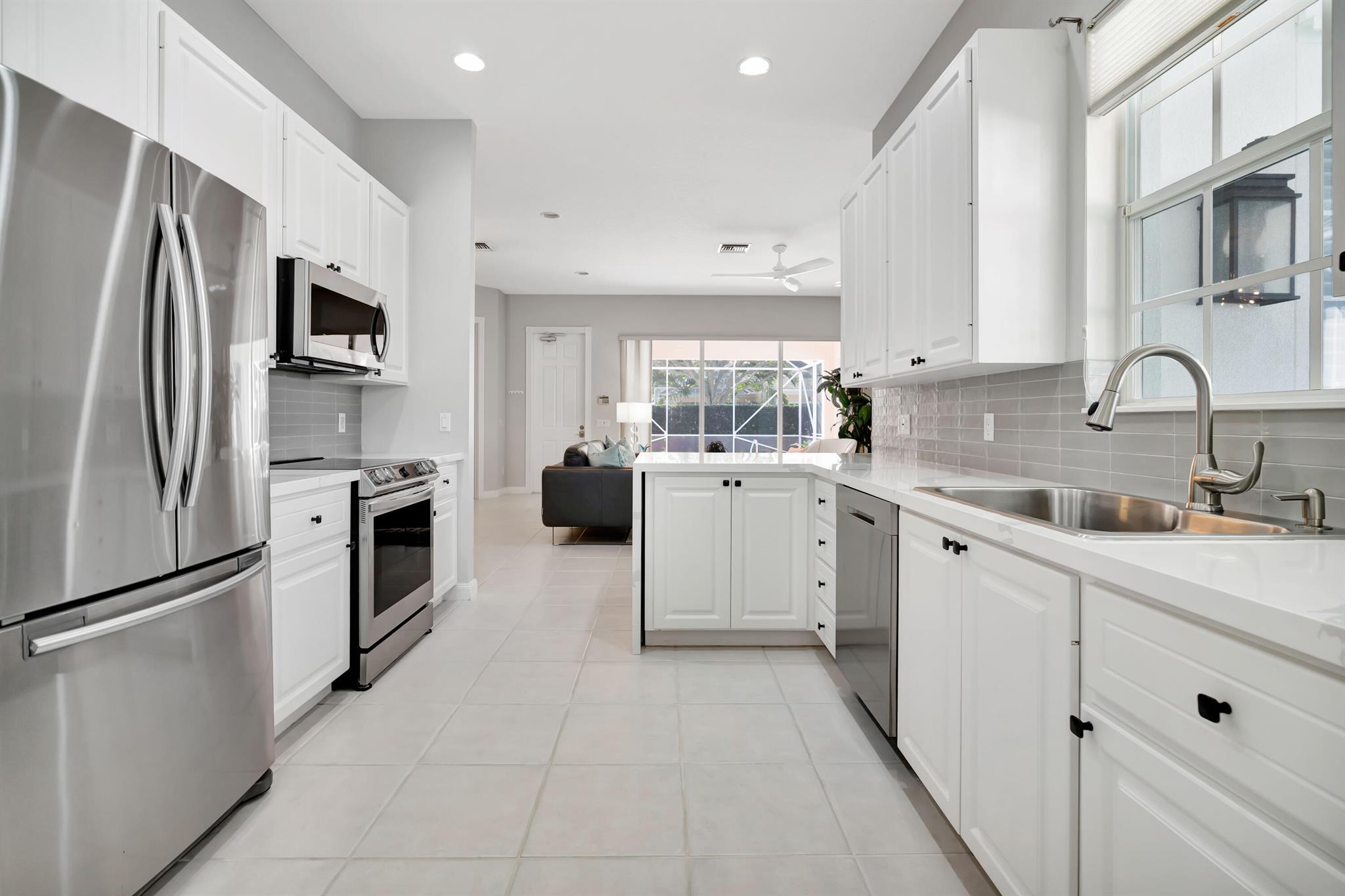 245 Honeysuckle Dr Jupiter, FL 33458