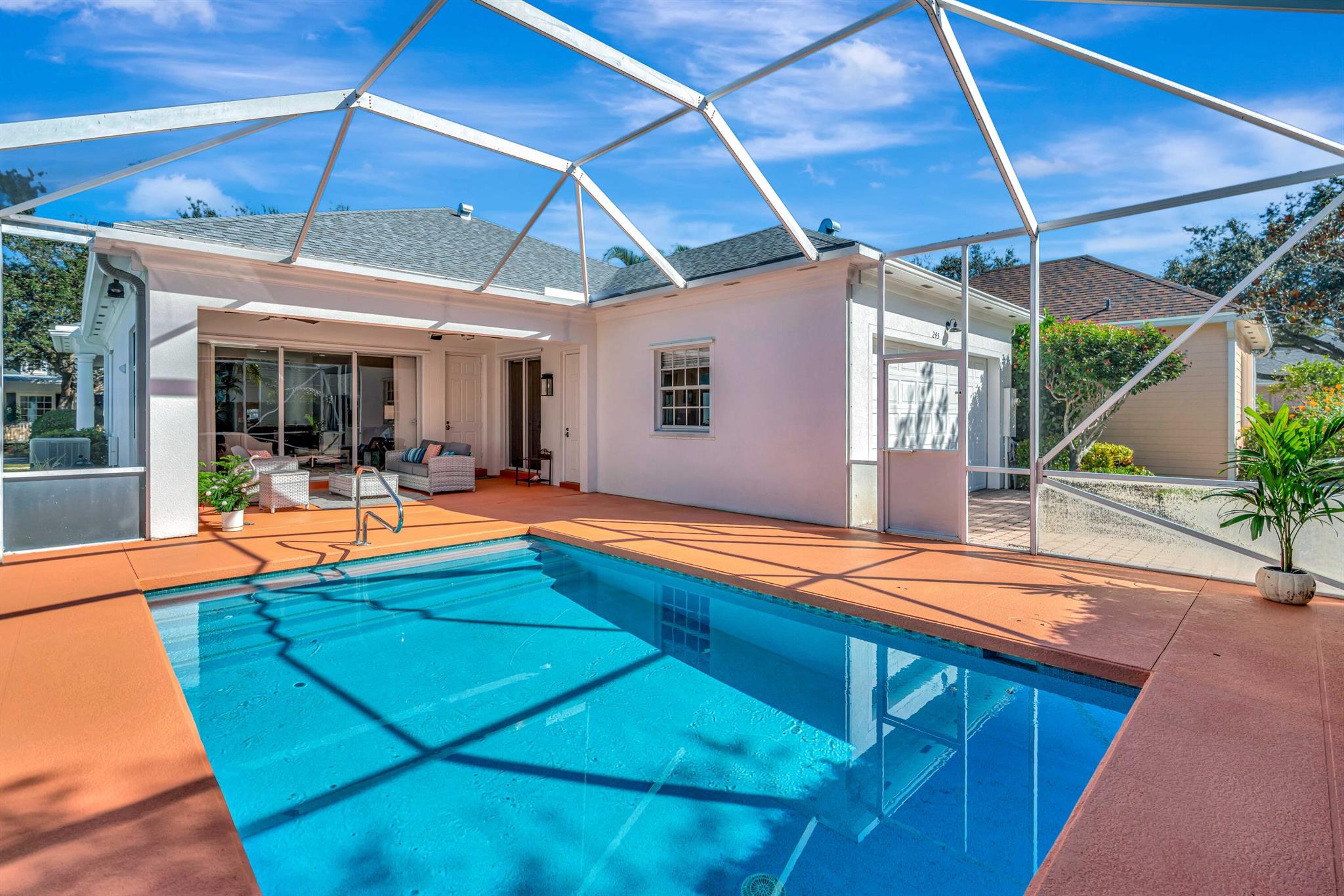 245 Honeysuckle Dr Jupiter, FL 33458