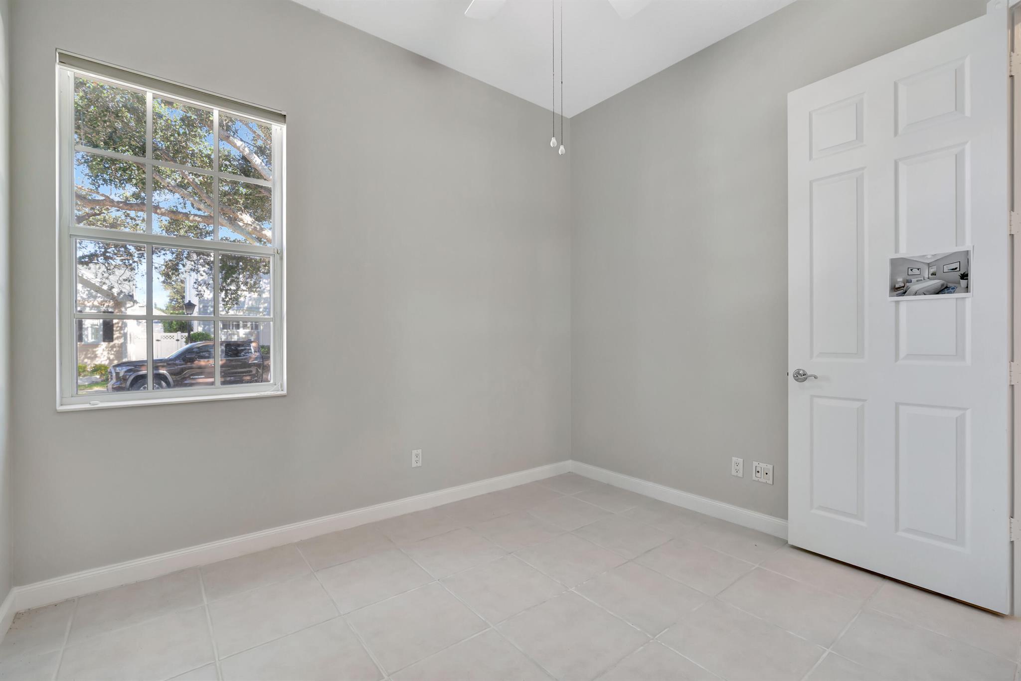 245 Honeysuckle Dr Jupiter, FL 33458