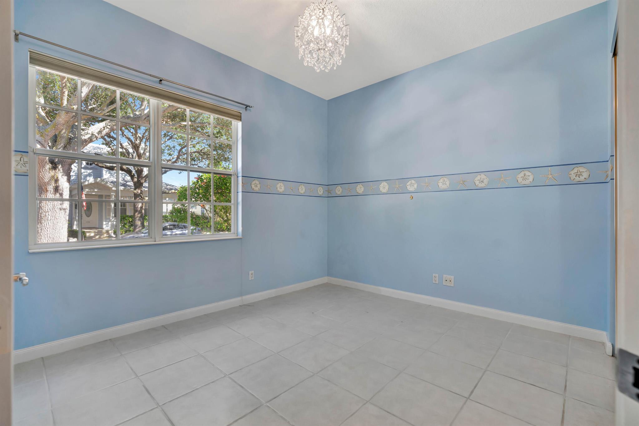 245 Honeysuckle Dr Jupiter, FL 33458