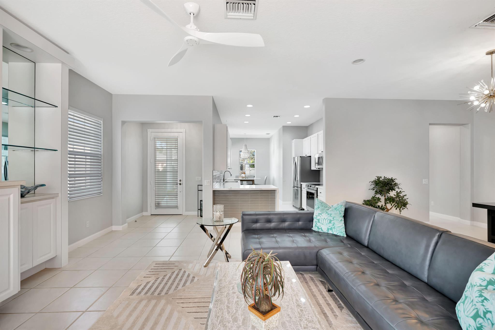 245 Honeysuckle Dr Jupiter, FL 33458