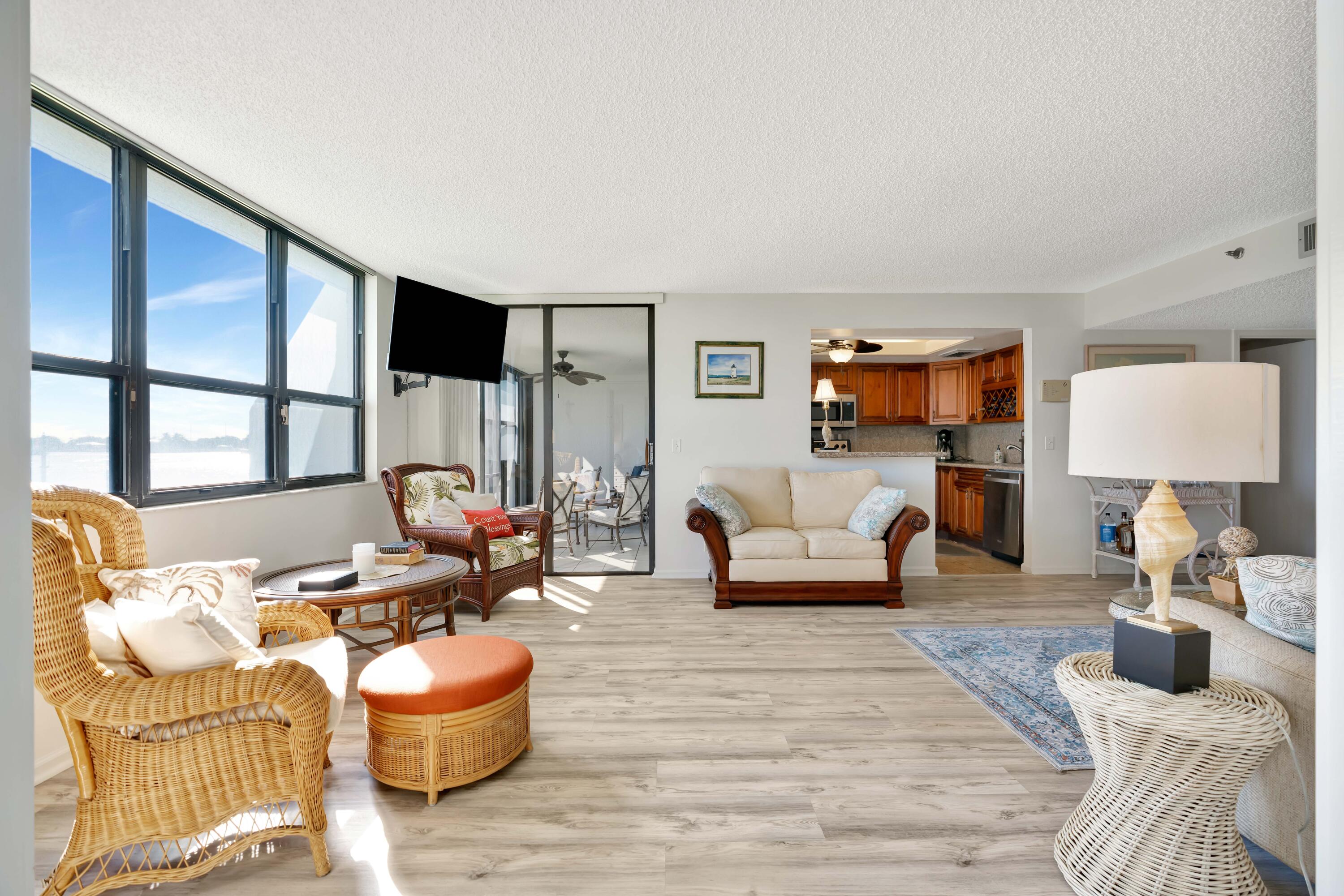 1542 Jupiter Cv #104 Jupiter, FL 33469