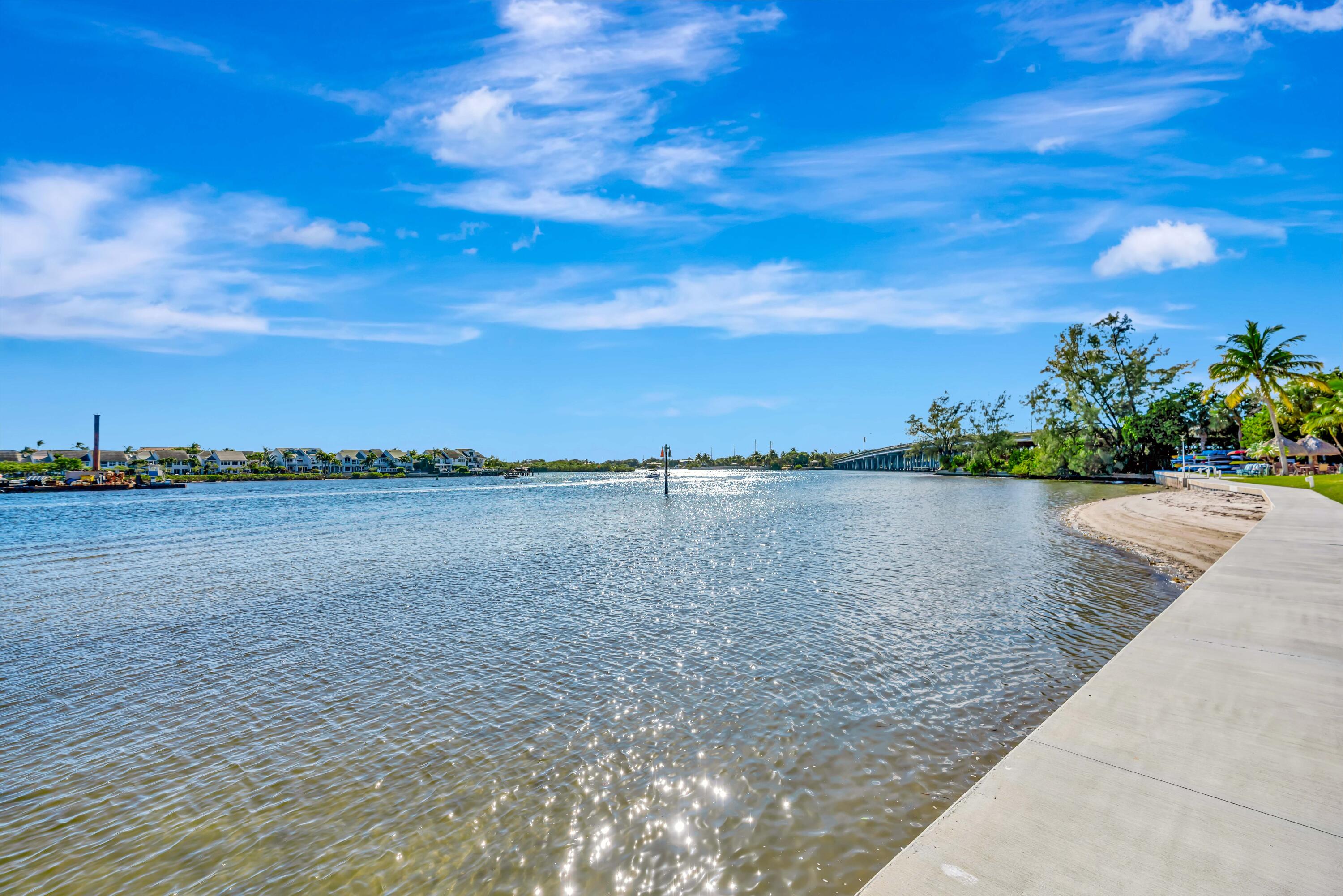 1542 Jupiter Cv #104 Jupiter, FL 33469