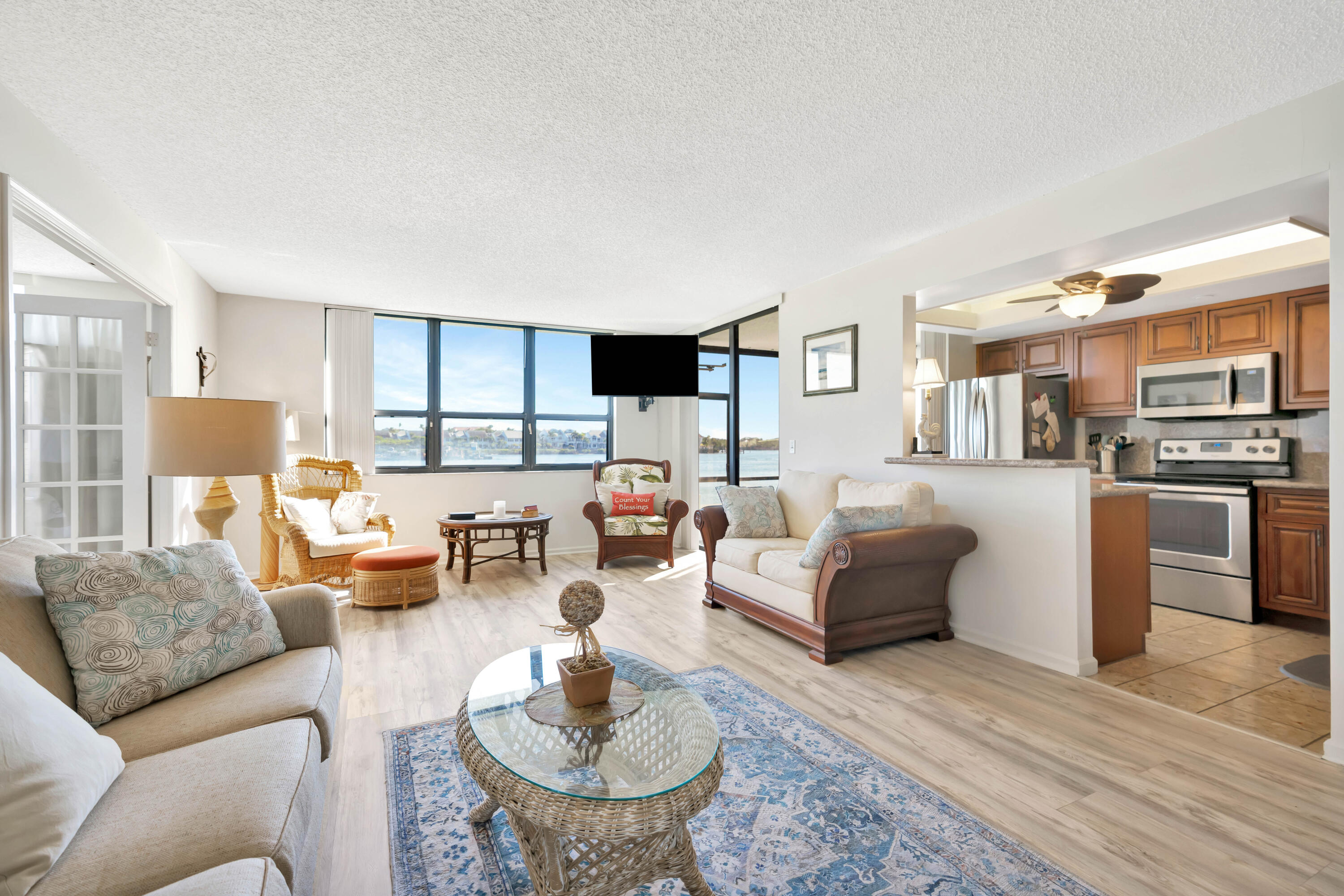 1542 Jupiter Cv #104 Jupiter, FL 33469