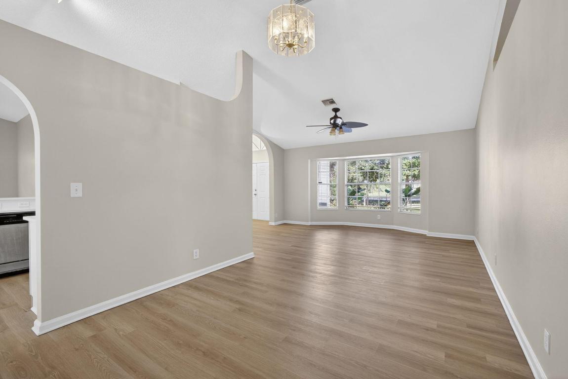 15098 77th Pl Loxahatchee, FL 33470