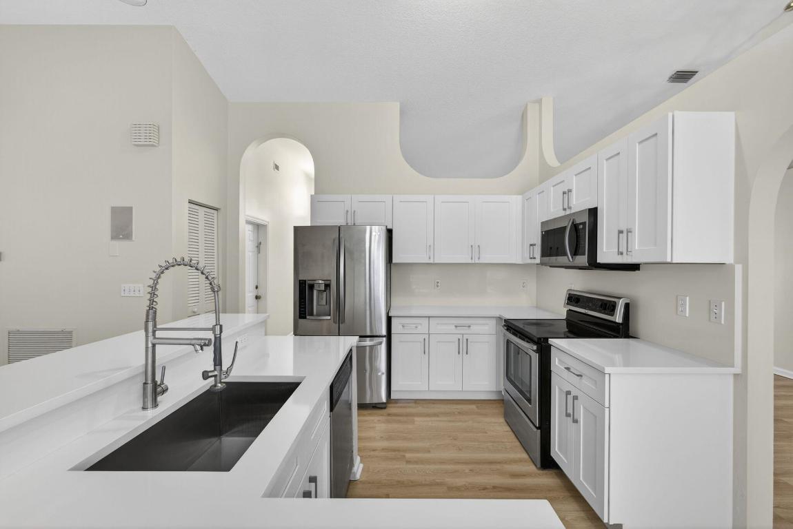 15098 77th Pl Loxahatchee, FL 33470