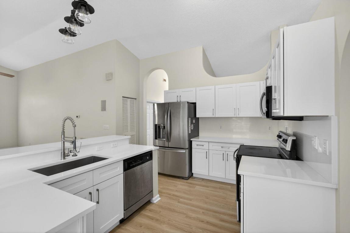 15098 77th Pl Loxahatchee, FL 33470