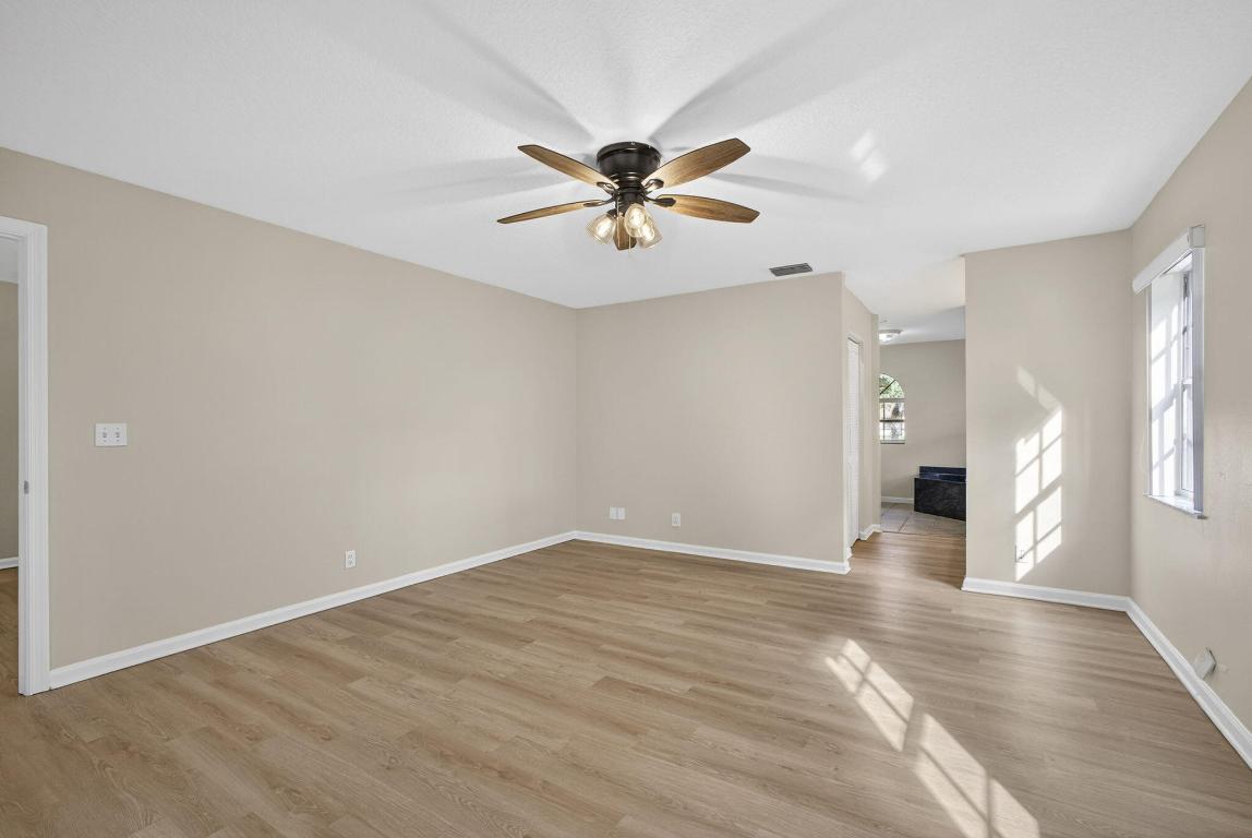 15098 77th Pl Loxahatchee, FL 33470