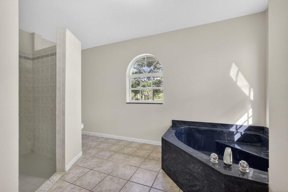 15098 77th Pl Loxahatchee, FL 33470