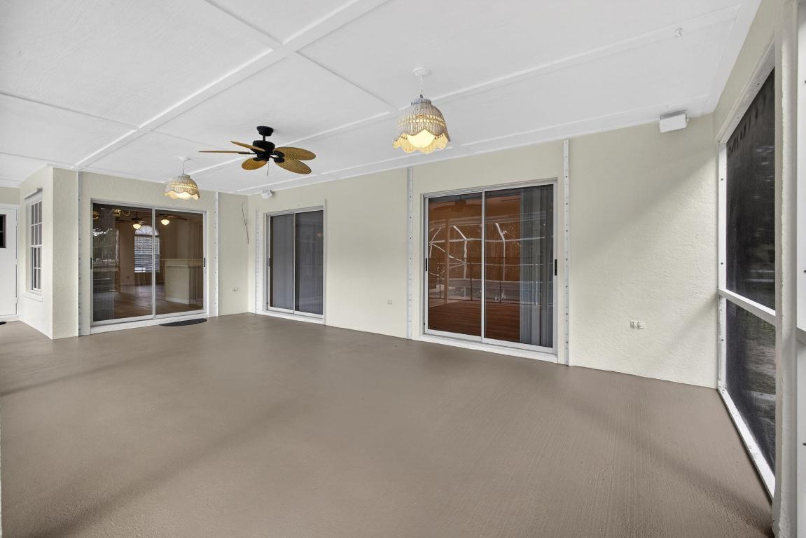 15098 77th Pl Loxahatchee, FL 33470