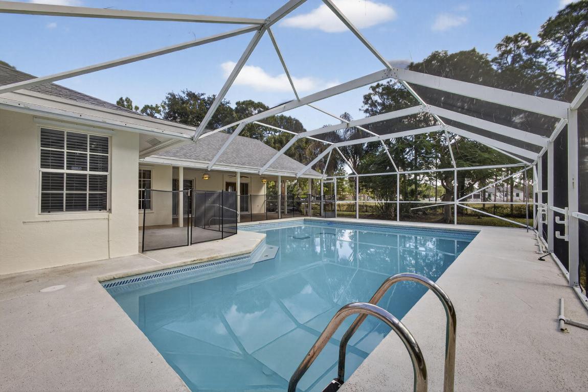 15098 77th Pl Loxahatchee, FL 33470